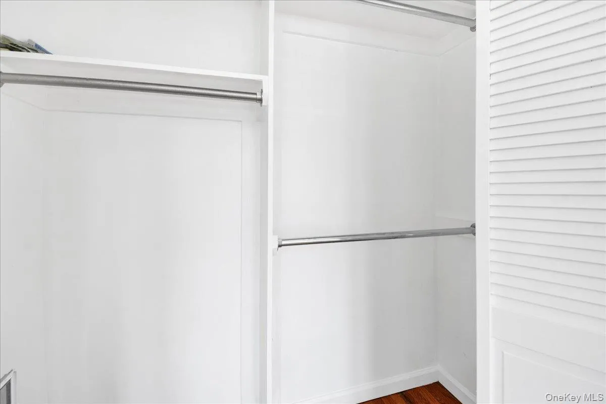 1129 -2nd Fl front apt #3 221st, New York, NY, 1 Bedroom Bedrooms, 4 Rooms Rooms,1 BathroomBathrooms,Residential Lease,For Rent,221st,0,993774 1129 -2nd Fl front apt #3 221st, New York, NY, 1 Bedroom Bedrooms, 4 Rooms Rooms,1 BathroomBathrooms,Residential Lease,For Rent,221st,0,993774