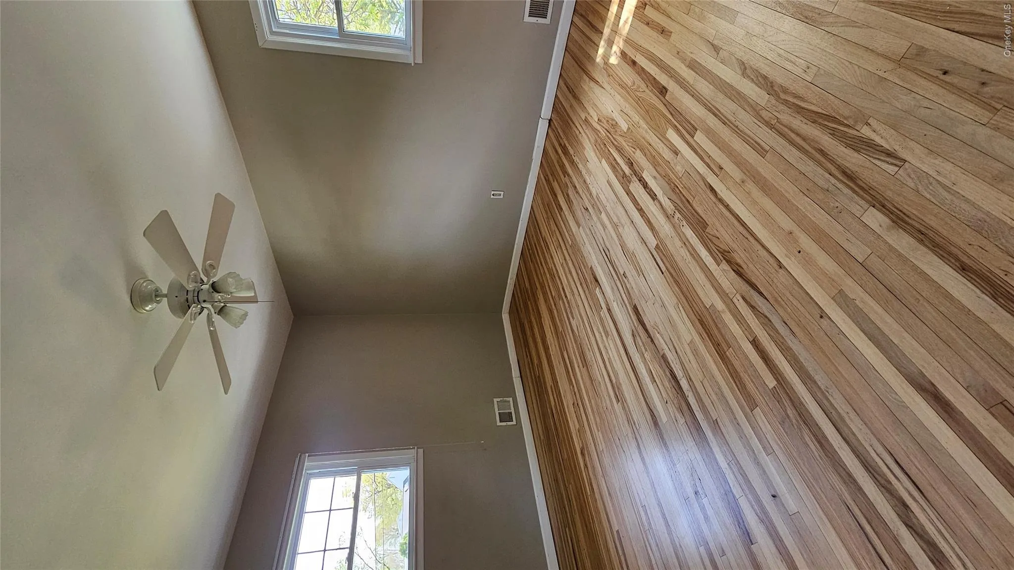 72 Schriever Lane, Clarkstown, NY, 4 Bedrooms Bedrooms, 8 Rooms Rooms,2 BathroomsBathrooms,Residential Lease,For Rent,Schriever,0,993782 72 Schriever Lane, Clarkstown, NY, 4 Bedrooms Bedrooms, 8 Rooms Rooms,2 BathroomsBathrooms,Residential Lease,For Rent,Schriever,0,993782