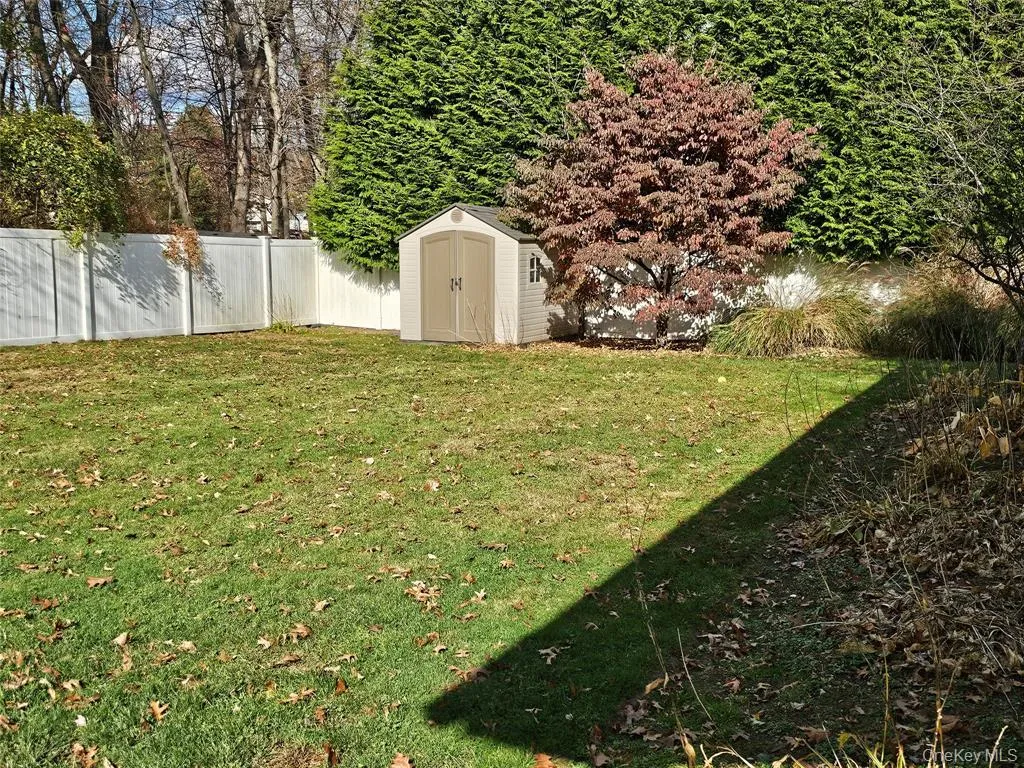 72 Schriever Lane, Clarkstown, NY, 4 Bedrooms Bedrooms, 8 Rooms Rooms,2 BathroomsBathrooms,Residential Lease,For Rent,Schriever,0,993782 72 Schriever Lane, Clarkstown, NY, 4 Bedrooms Bedrooms, 8 Rooms Rooms,2 BathroomsBathrooms,Residential Lease,For Rent,Schriever,0,993782