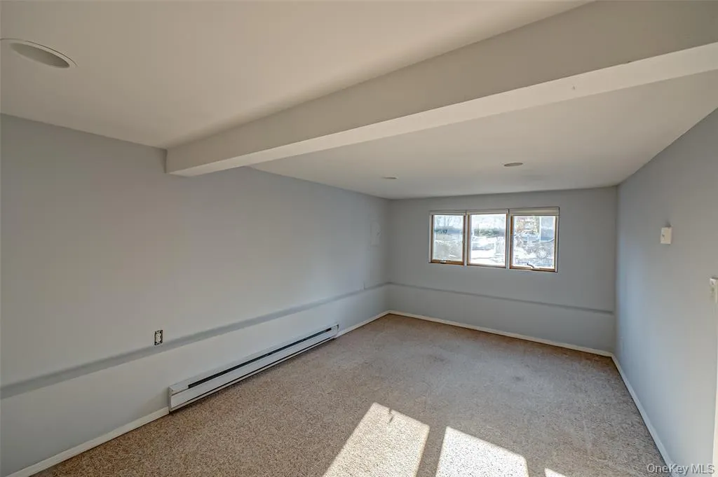 13A Homeland Drive, Huntington, NY, 3 Bedrooms Bedrooms, 7 Rooms Rooms,2 BathroomsBathrooms,Residential Lease,For Rent,Homeland,0,993784 13A Homeland Drive, Huntington, NY, 3 Bedrooms Bedrooms, 7 Rooms Rooms,2 BathroomsBathrooms,Residential Lease,For Rent,Homeland,0,993784