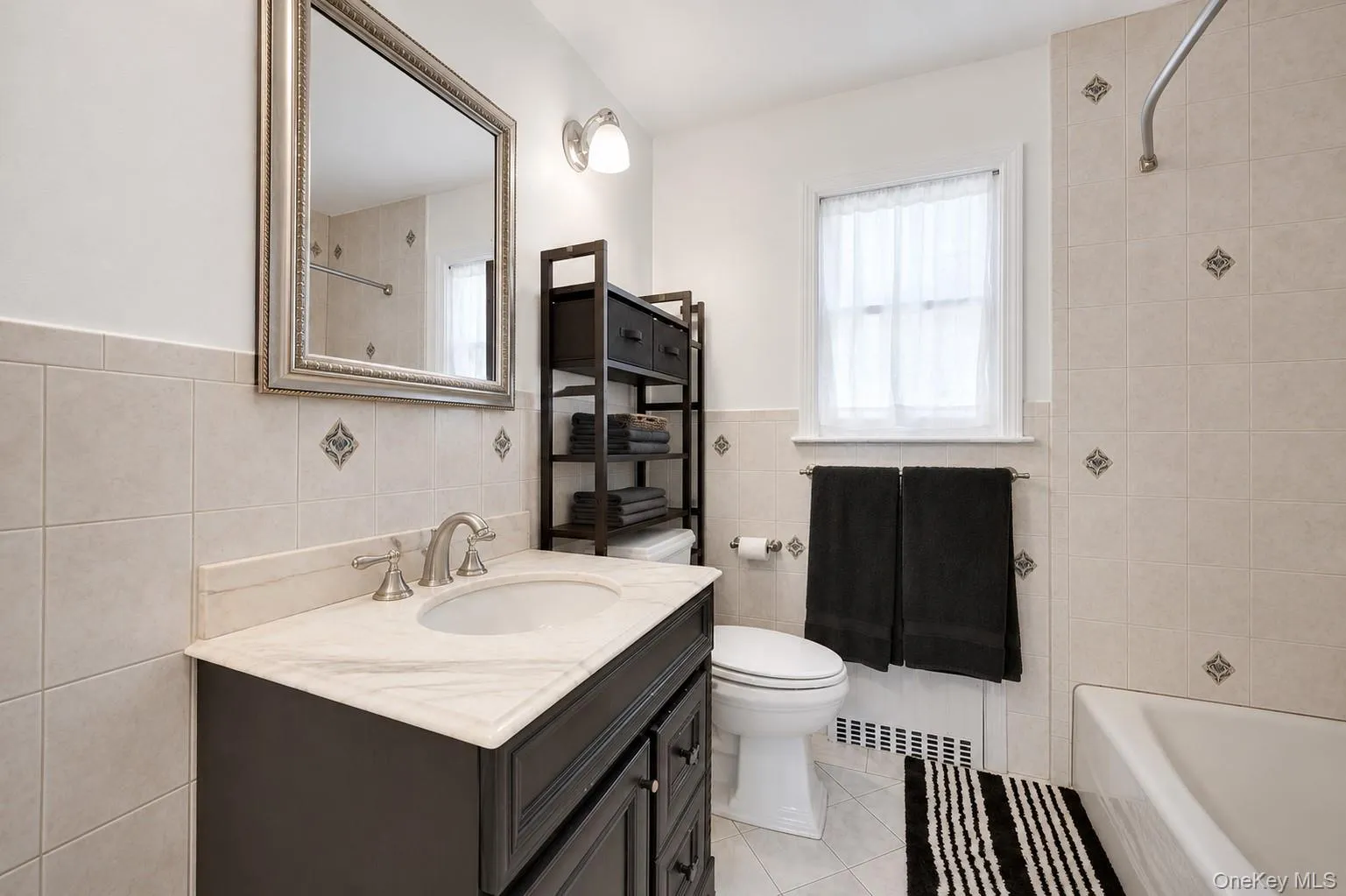 462 Rich Avenue, Mount Vernon, NY, 3 Bedrooms Bedrooms, 6 Rooms Rooms,2 BathroomsBathrooms,Residential,For Rent,Rich,0,993785 462 Rich Avenue, Mount Vernon, NY, 3 Bedrooms Bedrooms, 6 Rooms Rooms,2 BathroomsBathrooms,Residential,For Rent,Rich,0,993785
