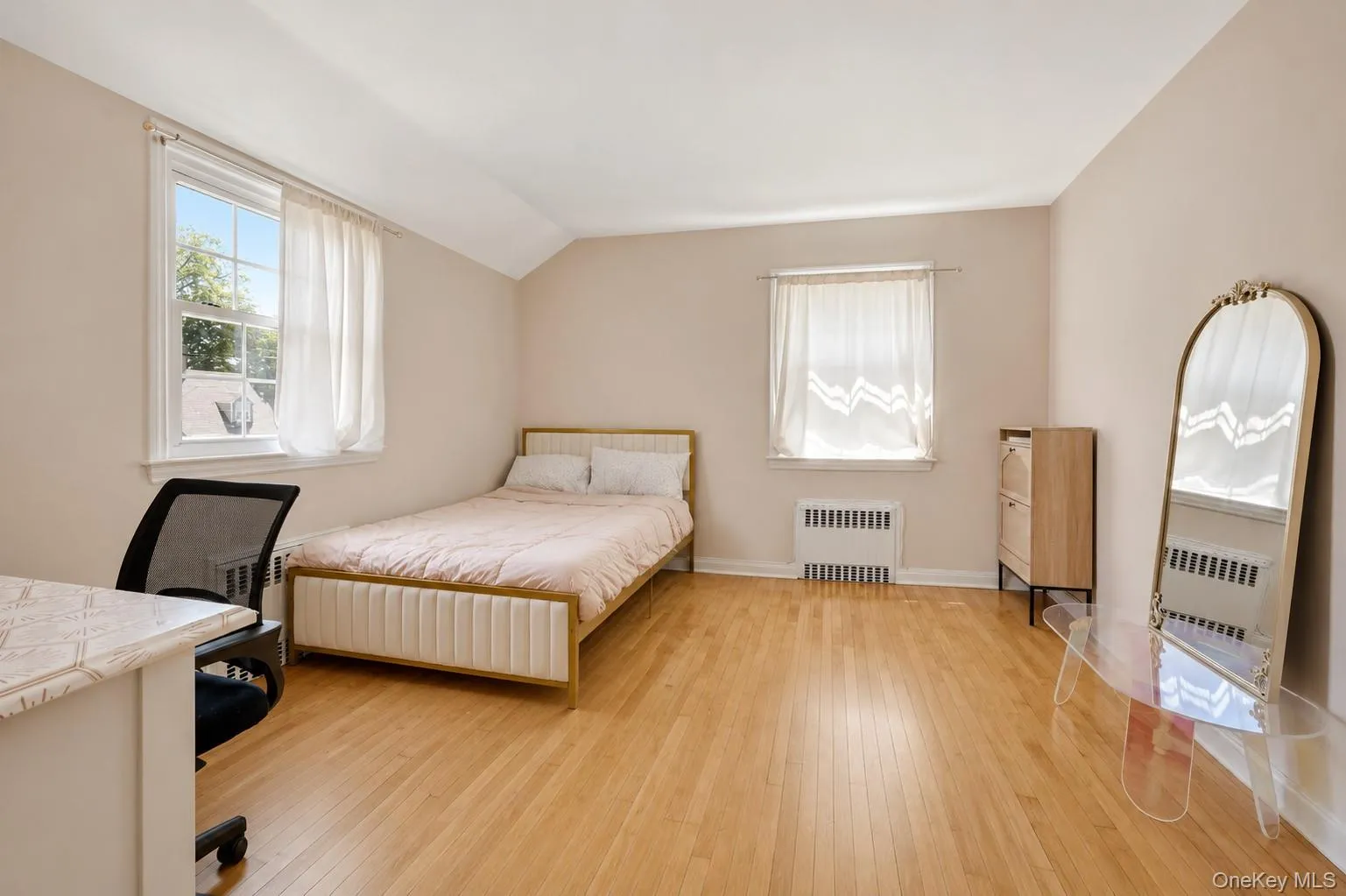 462 Rich Avenue, Mount Vernon, NY, 3 Bedrooms Bedrooms, 6 Rooms Rooms,2 BathroomsBathrooms,Residential,For Rent,Rich,0,993785 462 Rich Avenue, Mount Vernon, NY, 3 Bedrooms Bedrooms, 6 Rooms Rooms,2 BathroomsBathrooms,Residential,For Rent,Rich,0,993785