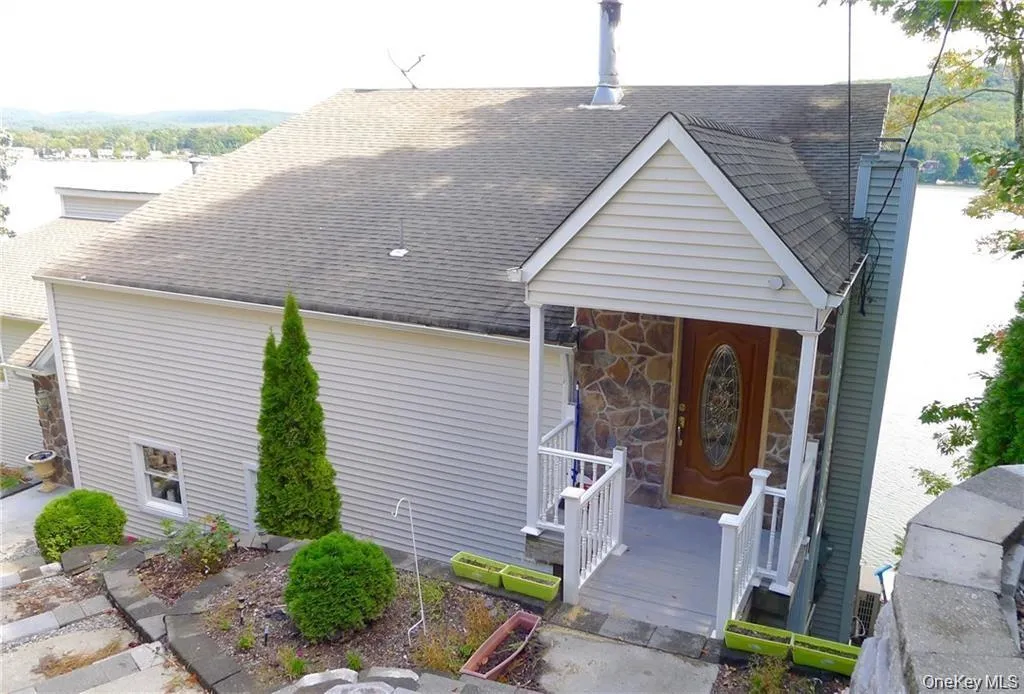 590 Jersey Avenue, Warwick (town), NY, 3 Bedrooms Bedrooms, 10 Rooms Rooms,3 BathroomsBathrooms,Residential Lease,For Rent,Jersey,0,993797 590 Jersey Avenue, Warwick (town), NY, 3 Bedrooms Bedrooms, 10 Rooms Rooms,3 BathroomsBathrooms,Residential Lease,For Rent,Jersey,0,993797