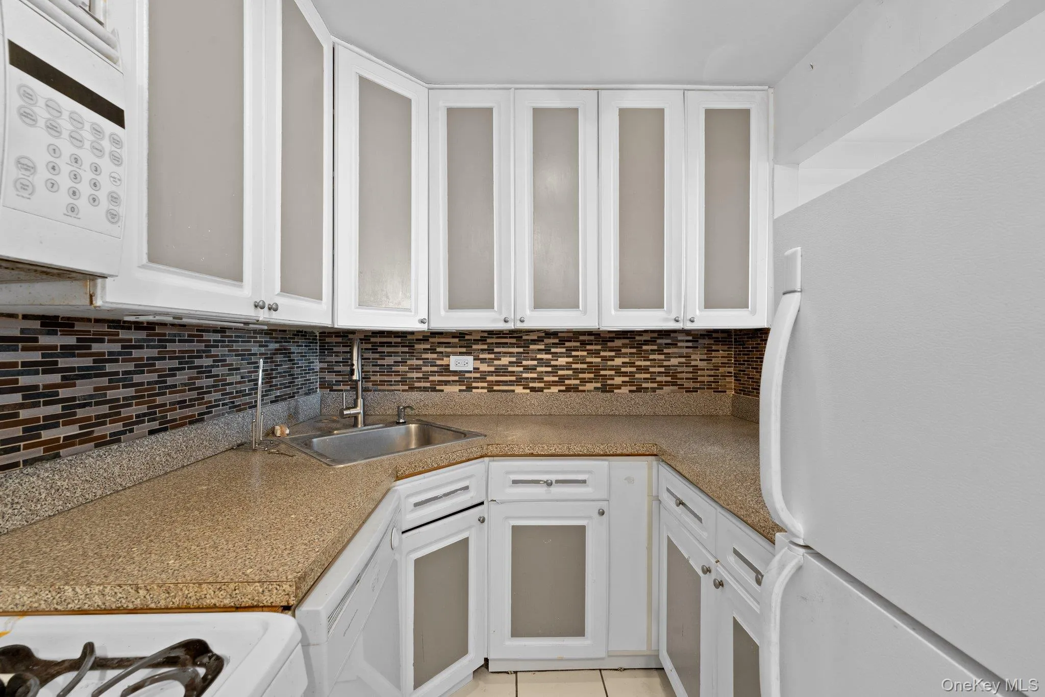 3121 Middletown Road, New York, NY, 1 Bedroom Bedrooms, 4 Rooms Rooms,1 BathroomBathrooms,Residential,For Rent,Middletown,0,993802 3121 Middletown Road, New York, NY, 1 Bedroom Bedrooms, 4 Rooms Rooms,1 BathroomBathrooms,Residential,For Rent,Middletown,0,993802