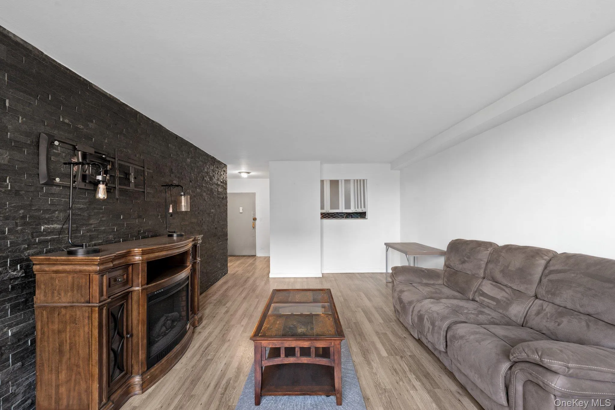 3121 Middletown Road, New York, NY, 1 Bedroom Bedrooms, 4 Rooms Rooms,1 BathroomBathrooms,Residential,For Rent,Middletown,0,993802 3121 Middletown Road, New York, NY, 1 Bedroom Bedrooms, 4 Rooms Rooms,1 BathroomBathrooms,Residential,For Rent,Middletown,0,993802