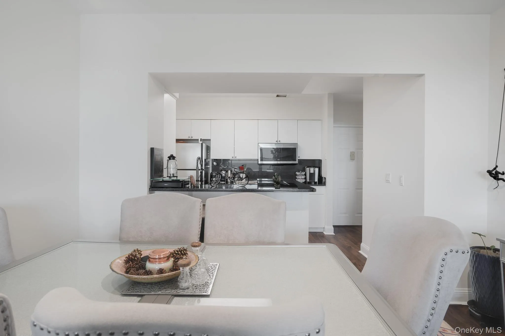 100 New Roc City Plaza, New Rochelle, NY, 1 Bedroom Bedrooms, 2 Rooms Rooms,1 BathroomBathrooms,Residential Lease,For Rent,New Roc City,0,993805 100 New Roc City Plaza, New Rochelle, NY, 1 Bedroom Bedrooms, 2 Rooms Rooms,1 BathroomBathrooms,Residential Lease,For Rent,New Roc City,0,993805
