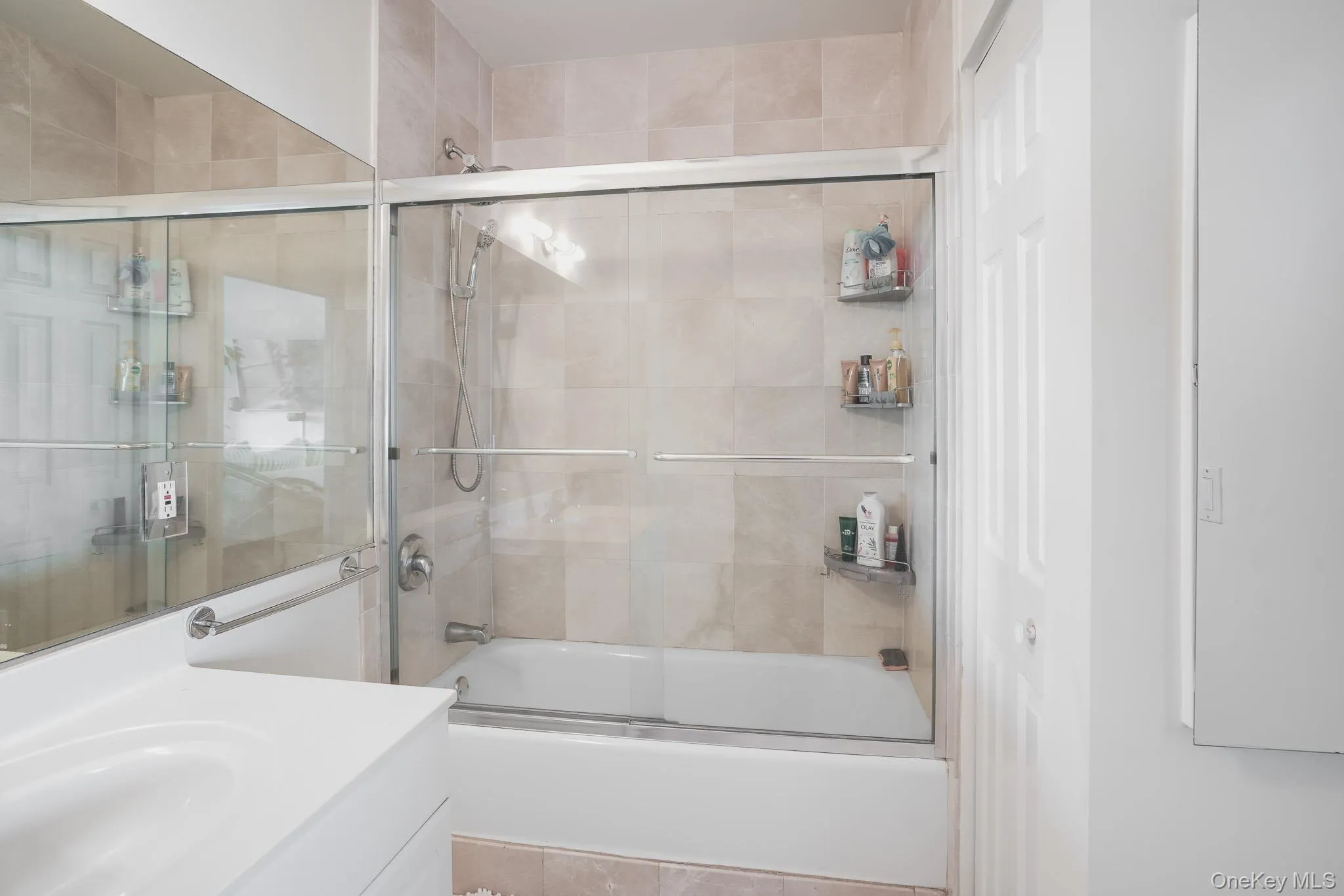 100 New Roc City Plaza, New Rochelle, NY, 1 Bedroom Bedrooms, 2 Rooms Rooms,1 BathroomBathrooms,Residential Lease,For Rent,New Roc City,0,993805 100 New Roc City Plaza, New Rochelle, NY, 1 Bedroom Bedrooms, 2 Rooms Rooms,1 BathroomBathrooms,Residential Lease,For Rent,New Roc City,0,993805