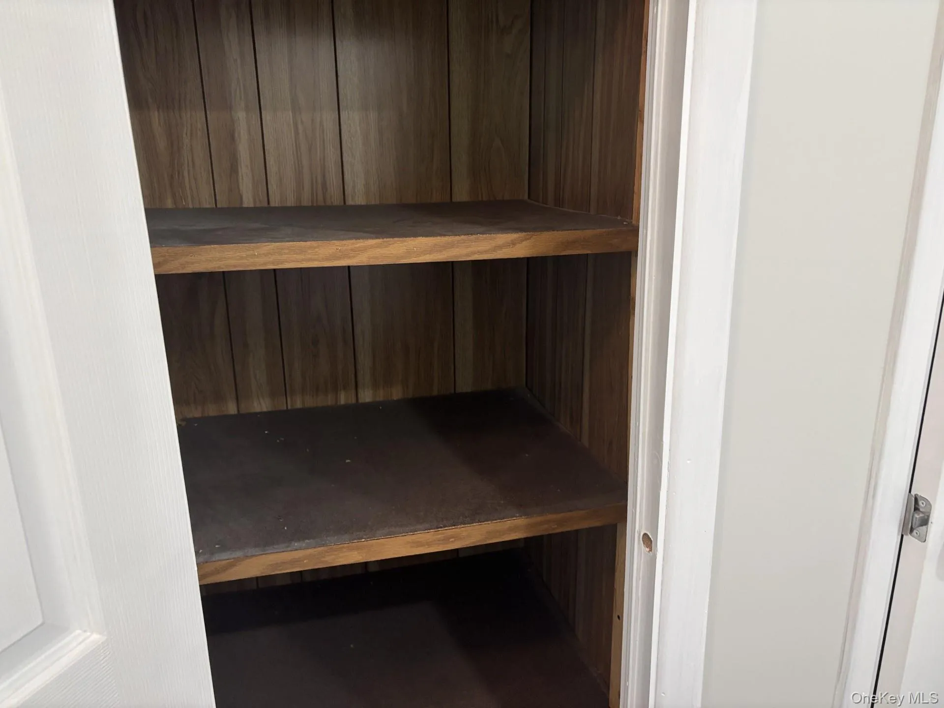101 West Lane, Riverhead, NY, 2 Bedrooms Bedrooms, 8 Rooms Rooms,2 BathroomsBathrooms,Residential,For Rent,West,0,993806 101 West Lane, Riverhead, NY, 2 Bedrooms Bedrooms, 8 Rooms Rooms,2 BathroomsBathrooms,Residential,For Rent,West,0,993806