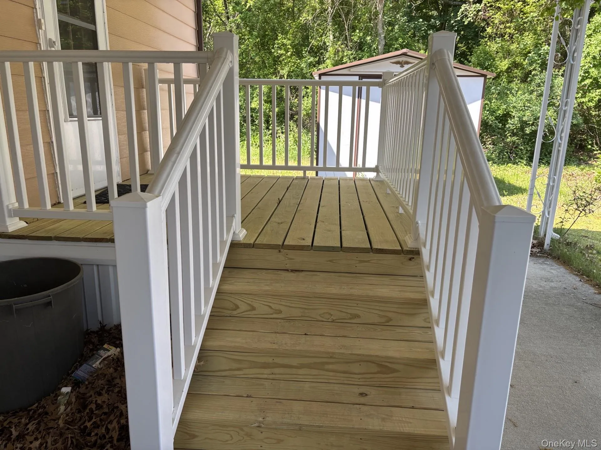 101 West Lane, Riverhead, NY, 2 Bedrooms Bedrooms, 8 Rooms Rooms,2 BathroomsBathrooms,Residential,For Rent,West,0,993806 101 West Lane, Riverhead, NY, 2 Bedrooms Bedrooms, 8 Rooms Rooms,2 BathroomsBathrooms,Residential,For Rent,West,0,993806