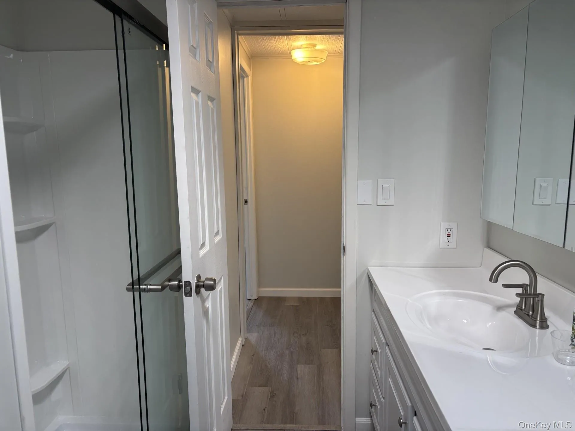 101 West Lane, Riverhead, NY, 2 Bedrooms Bedrooms, 8 Rooms Rooms,2 BathroomsBathrooms,Residential,For Rent,West,0,993806 101 West Lane, Riverhead, NY, 2 Bedrooms Bedrooms, 8 Rooms Rooms,2 BathroomsBathrooms,Residential,For Rent,West,0,993806