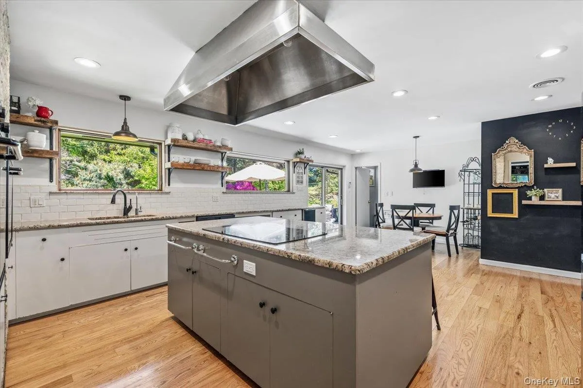55 Rolling Hill Lane, Oyster Bay, NY, 4 Bedrooms Bedrooms, 10 Rooms Rooms,2 BathroomsBathrooms,Residential,For Rent,Rolling Hill,0,993811 55 Rolling Hill Lane, Oyster Bay, NY, 4 Bedrooms Bedrooms, 10 Rooms Rooms,2 BathroomsBathrooms,Residential,For Rent,Rolling Hill,0,993811