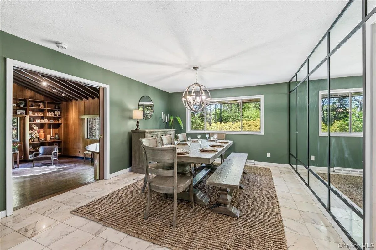 55 Rolling Hill Lane, Oyster Bay, NY, 4 Bedrooms Bedrooms, 10 Rooms Rooms,2 BathroomsBathrooms,Residential,For Rent,Rolling Hill,0,993811 55 Rolling Hill Lane, Oyster Bay, NY, 4 Bedrooms Bedrooms, 10 Rooms Rooms,2 BathroomsBathrooms,Residential,For Rent,Rolling Hill,0,993811
