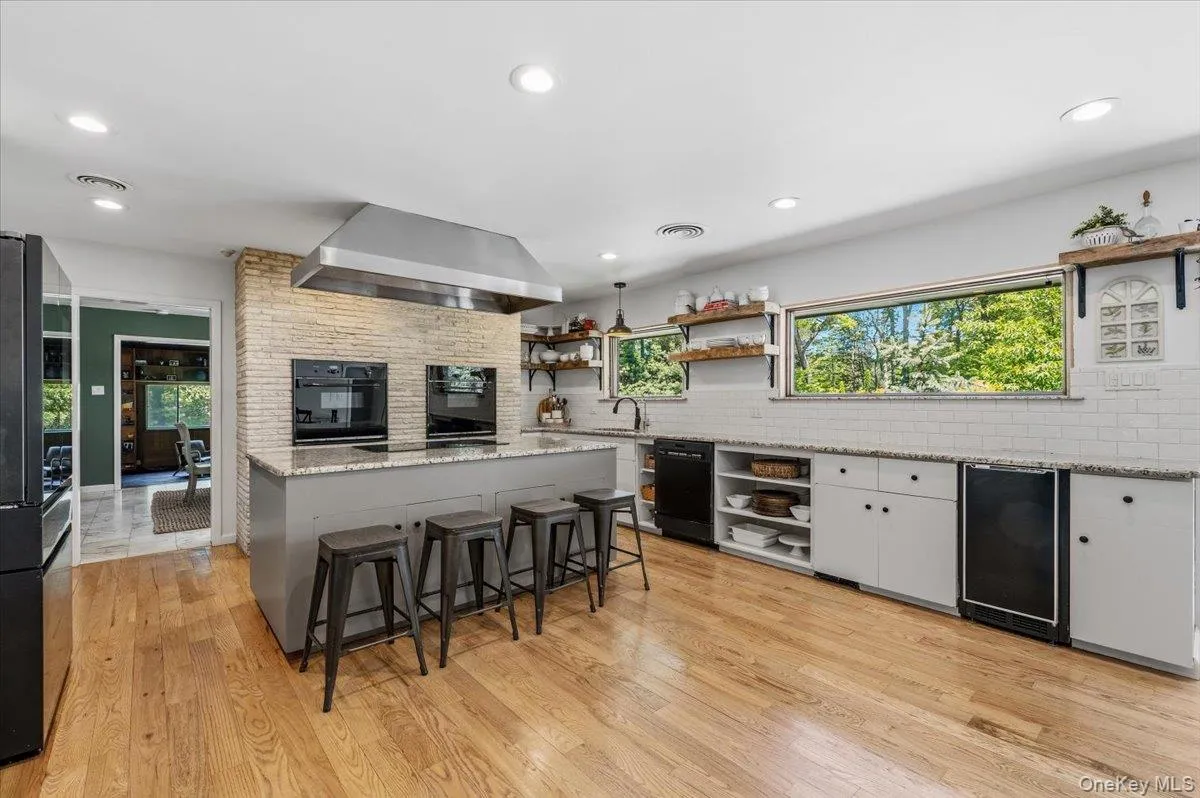 55 Rolling Hill Lane, Oyster Bay, NY, 4 Bedrooms Bedrooms, 10 Rooms Rooms,2 BathroomsBathrooms,Residential,For Rent,Rolling Hill,0,993811 55 Rolling Hill Lane, Oyster Bay, NY, 4 Bedrooms Bedrooms, 10 Rooms Rooms,2 BathroomsBathrooms,Residential,For Rent,Rolling Hill,0,993811