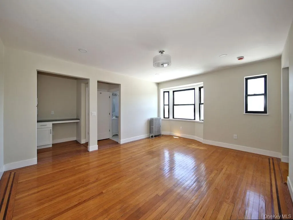130 Centre Avenue, New Rochelle, NY, 2 Rooms Rooms,1 BathroomBathrooms,Residential Lease,For Rent,Centre,0,993822 130 Centre Avenue, New Rochelle, NY, 2 Rooms Rooms,1 BathroomBathrooms,Residential Lease,For Rent,Centre,0,993822