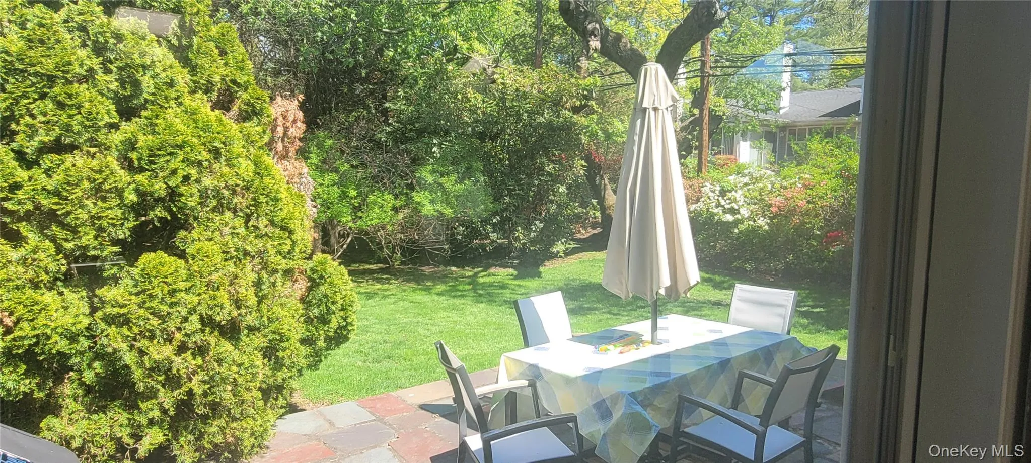 15 Somerset Drive, North Hempstead, NY, 4 Bedrooms Bedrooms, 11 Rooms Rooms,3 BathroomsBathrooms,Residential Lease,For Rent,Somerset,0,993831 15 Somerset Drive, North Hempstead, NY, 4 Bedrooms Bedrooms, 11 Rooms Rooms,3 BathroomsBathrooms,Residential Lease,For Rent,Somerset,0,993831
