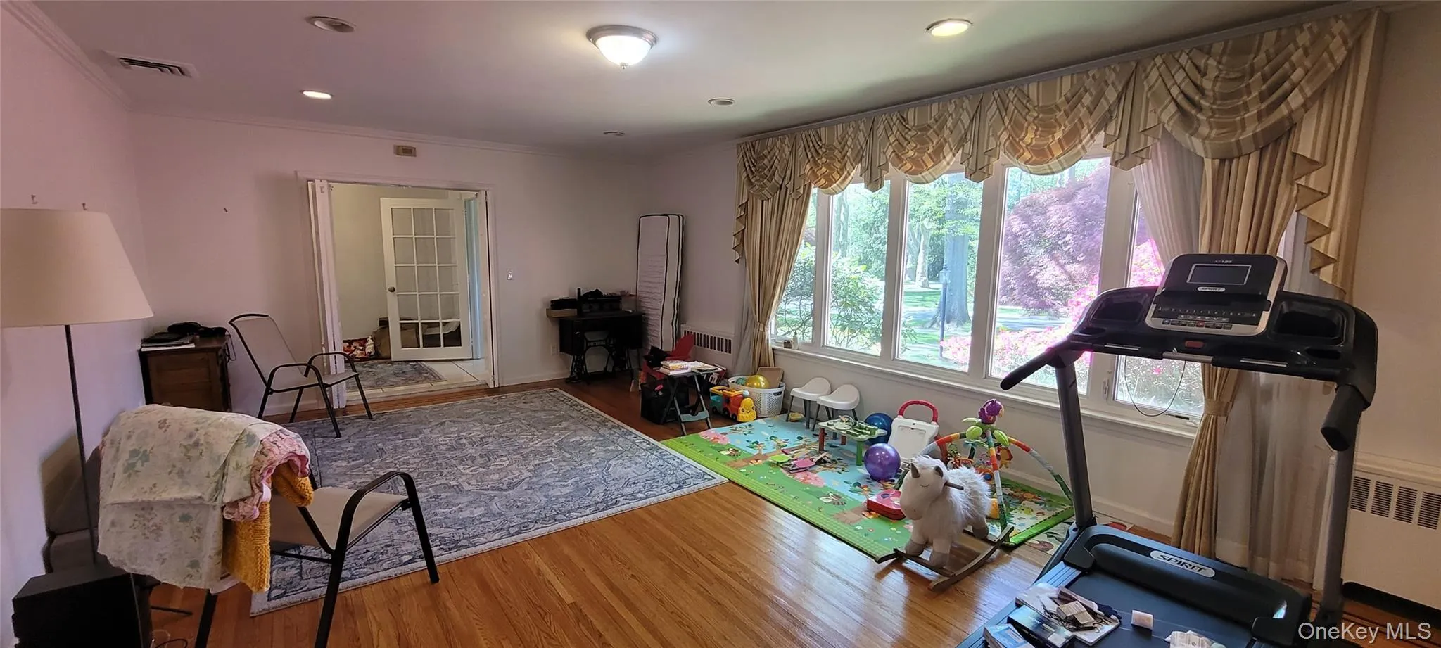 15 Somerset Drive, North Hempstead, NY, 4 Bedrooms Bedrooms, 11 Rooms Rooms,3 BathroomsBathrooms,Residential Lease,For Rent,Somerset,0,993831 15 Somerset Drive, North Hempstead, NY, 4 Bedrooms Bedrooms, 11 Rooms Rooms,3 BathroomsBathrooms,Residential Lease,For Rent,Somerset,0,993831