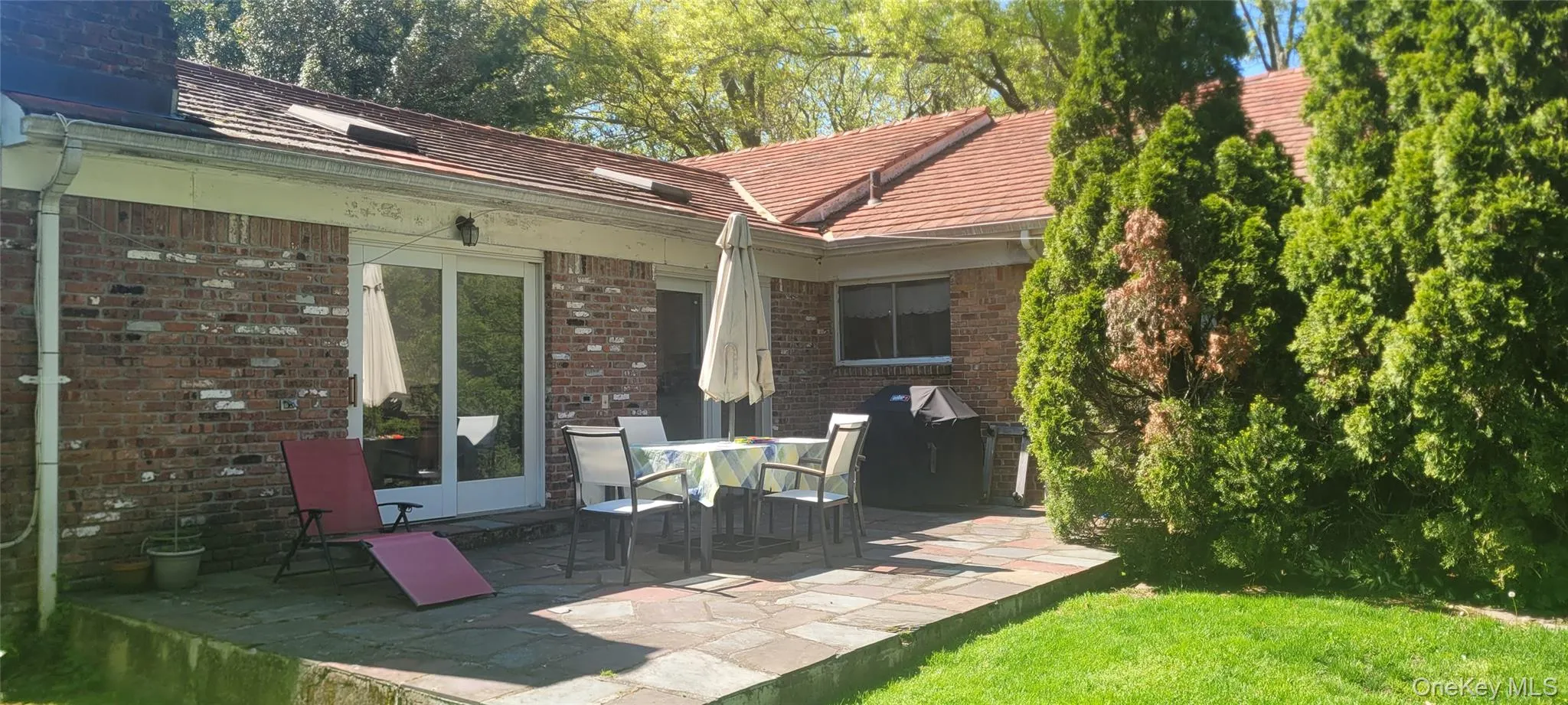 15 Somerset Drive, North Hempstead, NY, 4 Bedrooms Bedrooms, 11 Rooms Rooms,3 BathroomsBathrooms,Residential Lease,For Rent,Somerset,0,993831 15 Somerset Drive, North Hempstead, NY, 4 Bedrooms Bedrooms, 11 Rooms Rooms,3 BathroomsBathrooms,Residential Lease,For Rent,Somerset,0,993831