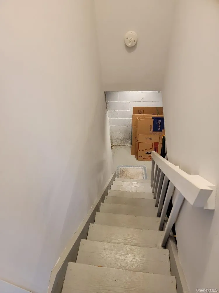 150 Ponquogue Avenue, Southampton, NY, 3 Bedrooms Bedrooms, 8 Rooms Rooms,1 BathroomBathrooms,Residential Lease,For Rent,Ponquogue,0,993833 150 Ponquogue Avenue, Southampton, NY, 3 Bedrooms Bedrooms, 8 Rooms Rooms,1 BathroomBathrooms,Residential Lease,For Rent,Ponquogue,0,993833