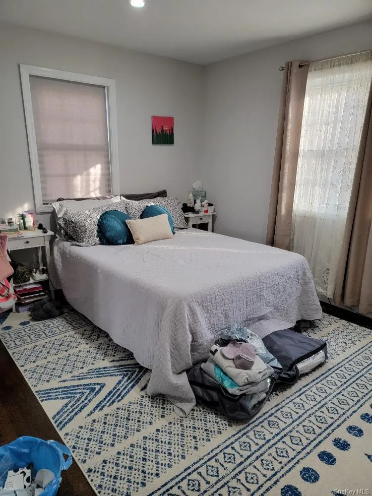 150 Ponquogue Avenue, Southampton, NY, 3 Bedrooms Bedrooms, 8 Rooms Rooms,1 BathroomBathrooms,Residential Lease,For Rent,Ponquogue,0,993833 150 Ponquogue Avenue, Southampton, NY, 3 Bedrooms Bedrooms, 8 Rooms Rooms,1 BathroomBathrooms,Residential Lease,For Rent,Ponquogue,0,993833