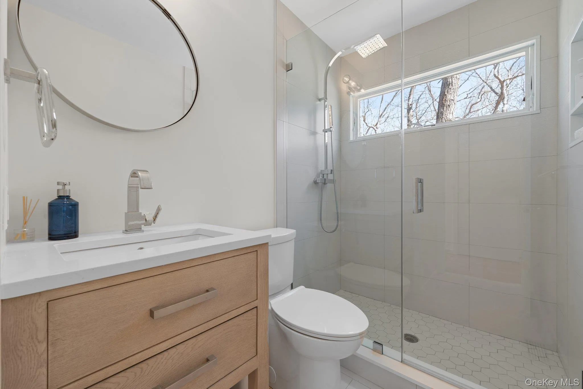 35 Ely Brook Road, East Hampton, NY, 5 Bedrooms Bedrooms, 9 Rooms Rooms,4 BathroomsBathrooms,Residential Lease,For Rent,Ely Brook,0,993841 35 Ely Brook Road, East Hampton, NY, 5 Bedrooms Bedrooms, 9 Rooms Rooms,4 BathroomsBathrooms,Residential Lease,For Rent,Ely Brook,0,993841