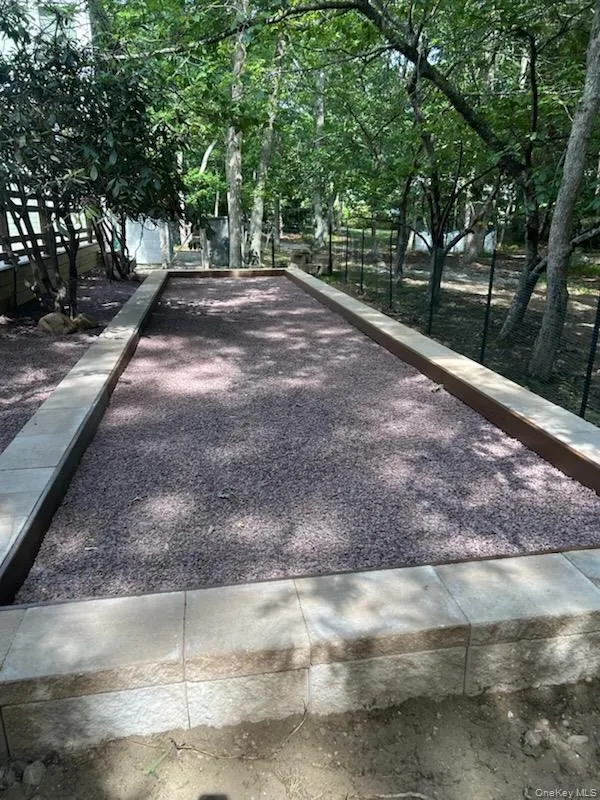 35 Ely Brook Road, East Hampton, NY, 5 Bedrooms Bedrooms, 9 Rooms Rooms,4 BathroomsBathrooms,Residential Lease,For Rent,Ely Brook,0,993841 35 Ely Brook Road, East Hampton, NY, 5 Bedrooms Bedrooms, 9 Rooms Rooms,4 BathroomsBathrooms,Residential Lease,For Rent,Ely Brook,0,993841