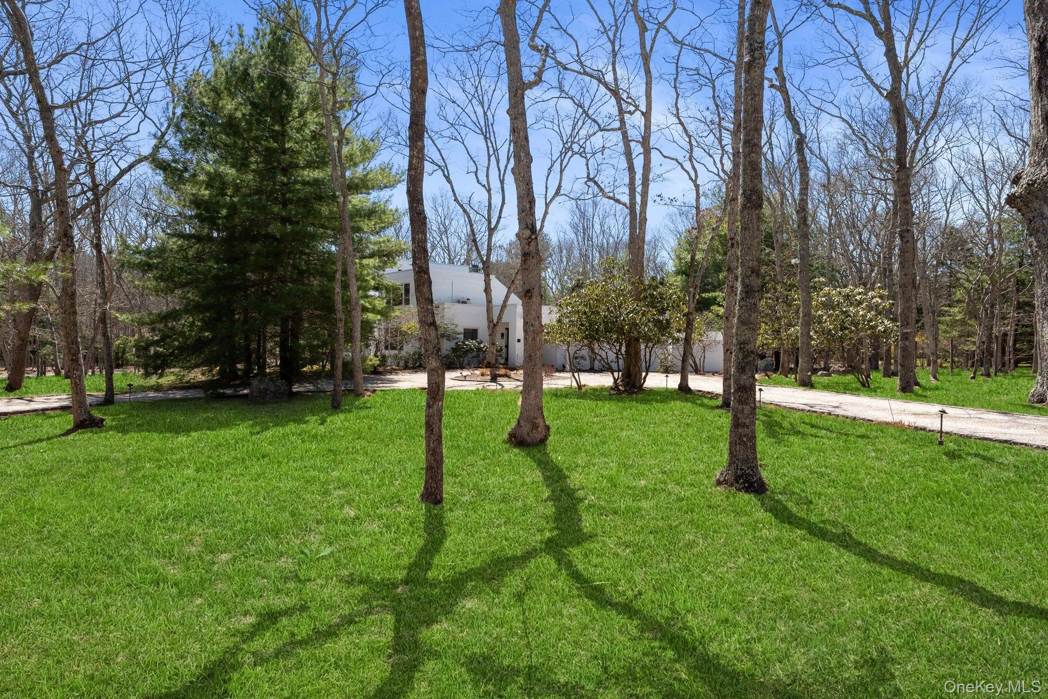 35 Ely Brook Road, East Hampton, NY, 5 Bedrooms Bedrooms, 9 Rooms Rooms,4 BathroomsBathrooms,Residential Lease,For Rent,Ely Brook,0,993841 35 Ely Brook Road, East Hampton, NY, 5 Bedrooms Bedrooms, 9 Rooms Rooms,4 BathroomsBathrooms,Residential Lease,For Rent,Ely Brook,0,993841