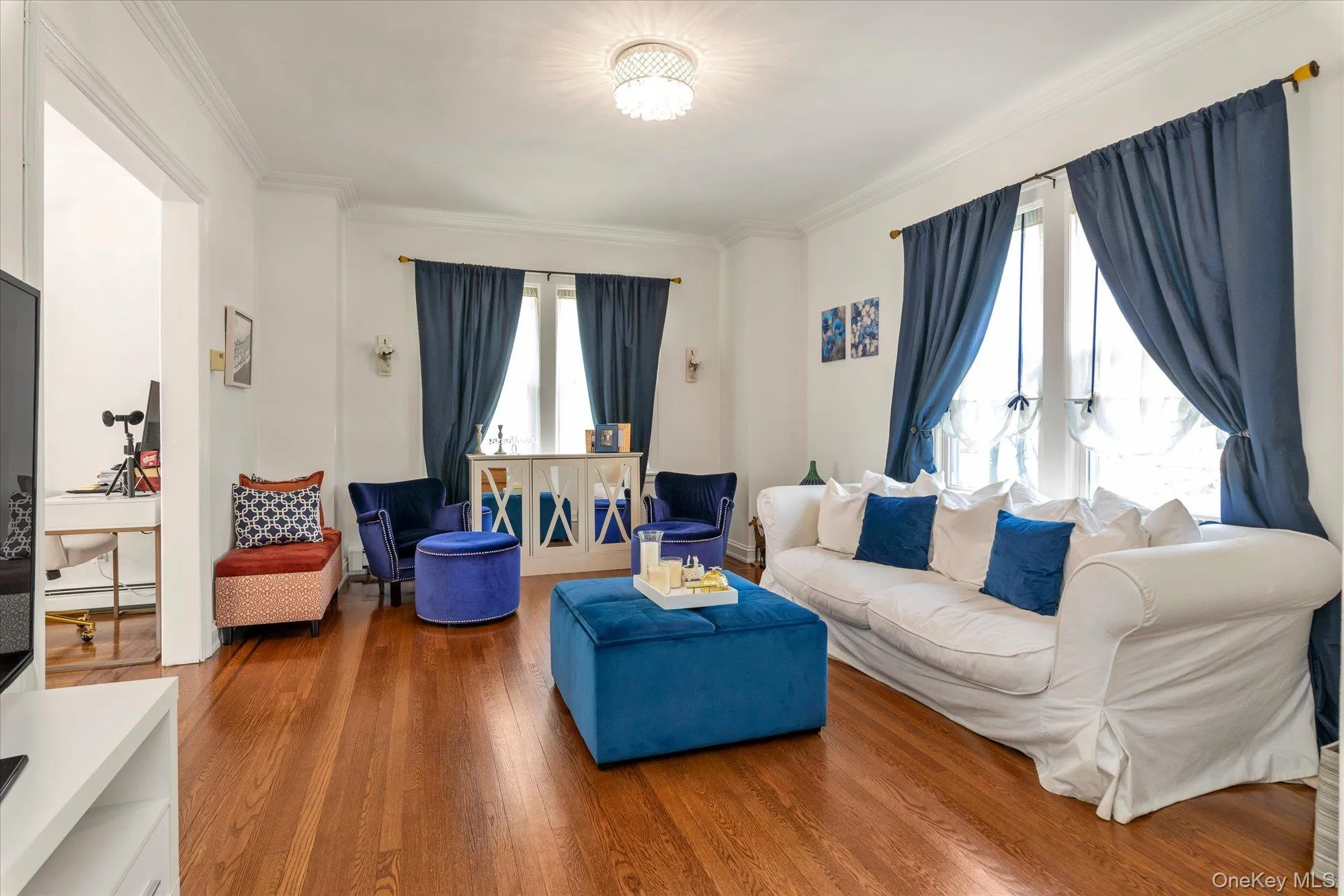 Living Room with High Ceilings Living Room with High Ceilings
