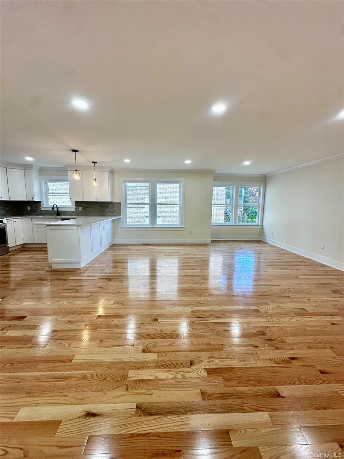 219 Mile Square Road, Yonkers, NY, 3 Bedrooms Bedrooms, 9 Rooms Rooms,2 BathroomsBathrooms,Residential Lease,For Rent,Mile Square,0,993847 219 Mile Square Road, Yonkers, NY, 3 Bedrooms Bedrooms, 9 Rooms Rooms,2 BathroomsBathrooms,Residential Lease,For Rent,Mile Square,0,993847