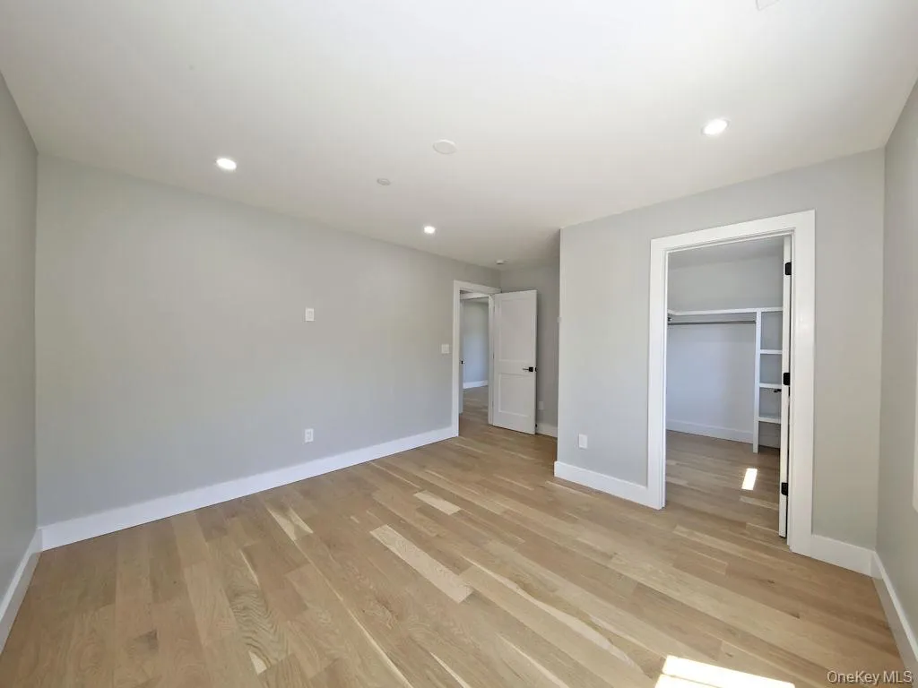 23 Hudson Avenue, Greenburgh, NY, 4 Bedrooms Bedrooms, 7 Rooms Rooms,2 BathroomsBathrooms,Residential Lease,For Rent,Hudson,0,993848 23 Hudson Avenue, Greenburgh, NY, 4 Bedrooms Bedrooms, 7 Rooms Rooms,2 BathroomsBathrooms,Residential Lease,For Rent,Hudson,0,993848