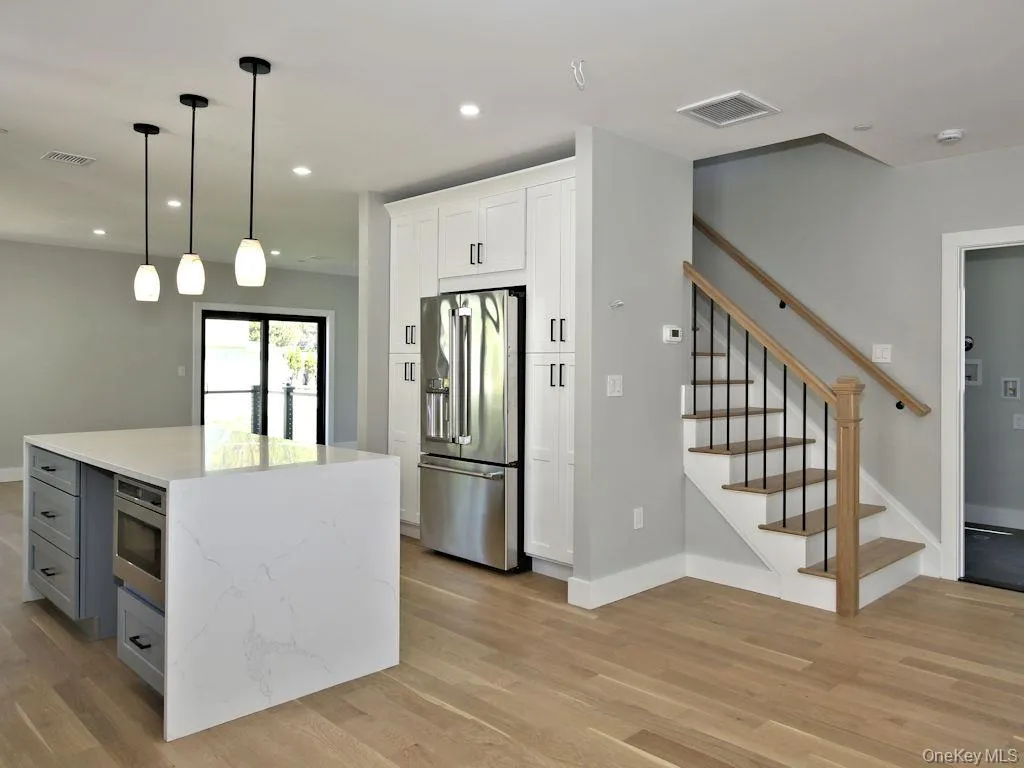 23 Hudson Avenue, Greenburgh, NY, 4 Bedrooms Bedrooms, 7 Rooms Rooms,2 BathroomsBathrooms,Residential Lease,For Rent,Hudson,0,993848 23 Hudson Avenue, Greenburgh, NY, 4 Bedrooms Bedrooms, 7 Rooms Rooms,2 BathroomsBathrooms,Residential Lease,For Rent,Hudson,0,993848