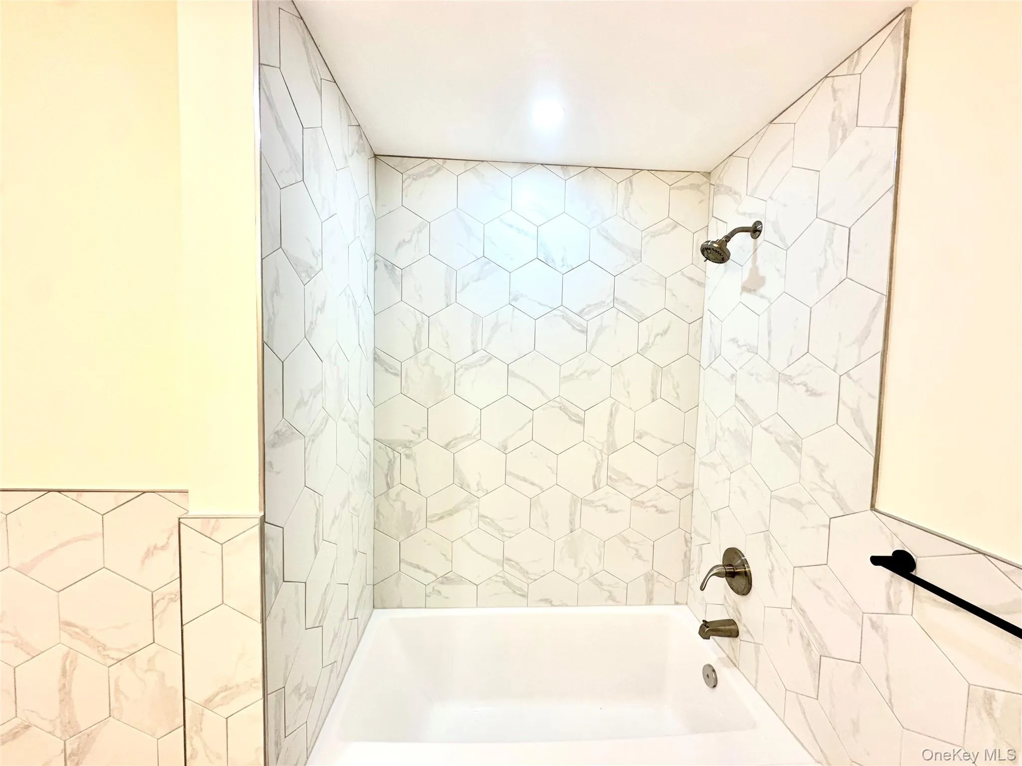 219 Second floor Mile Square Road, Yonkers, NY, 3 Bedrooms Bedrooms, 9 Rooms Rooms,2 BathroomsBathrooms,Residential Lease,For Rent,Mile Square,0,993864 219 Second floor Mile Square Road, Yonkers, NY, 3 Bedrooms Bedrooms, 9 Rooms Rooms,2 BathroomsBathrooms,Residential Lease,For Rent,Mile Square,0,993864