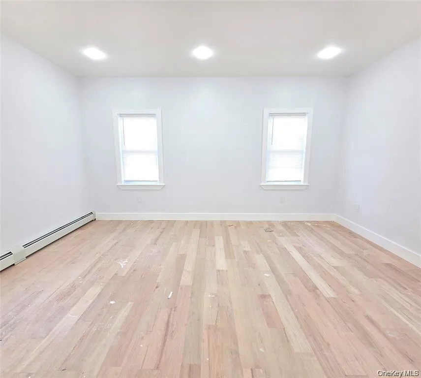 17203 119th Avenue, New York, NY, 3 Bedrooms Bedrooms, 8 Rooms Rooms,2 BathroomsBathrooms,Residential Lease,For Rent,119th,0,993871 17203 119th Avenue, New York, NY, 3 Bedrooms Bedrooms, 8 Rooms Rooms,2 BathroomsBathrooms,Residential Lease,For Rent,119th,0,993871