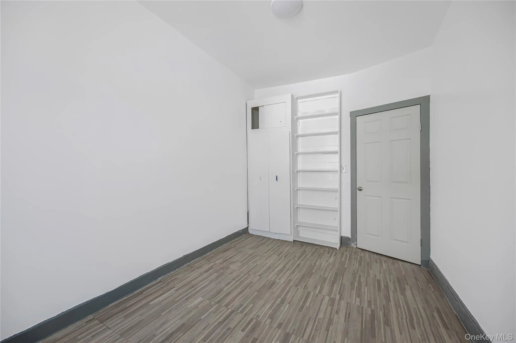 1260 Evergreen Avenue, New York, NY, 3 Bedrooms Bedrooms, 7 Rooms Rooms,1 BathroomBathrooms,Residential Lease,For Rent,Evergreen,0,993875 1260 Evergreen Avenue, New York, NY, 3 Bedrooms Bedrooms, 7 Rooms Rooms,1 BathroomBathrooms,Residential Lease,For Rent,Evergreen,0,993875