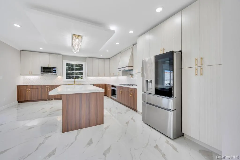 1630 Salem Road, Hempstead, NY, 5 Bedrooms Bedrooms, 17 Rooms Rooms,5 BathroomsBathrooms,Residential,For Rent,Salem,0,993876 1630 Salem Road, Hempstead, NY, 5 Bedrooms Bedrooms, 17 Rooms Rooms,5 BathroomsBathrooms,Residential,For Rent,Salem,0,993876