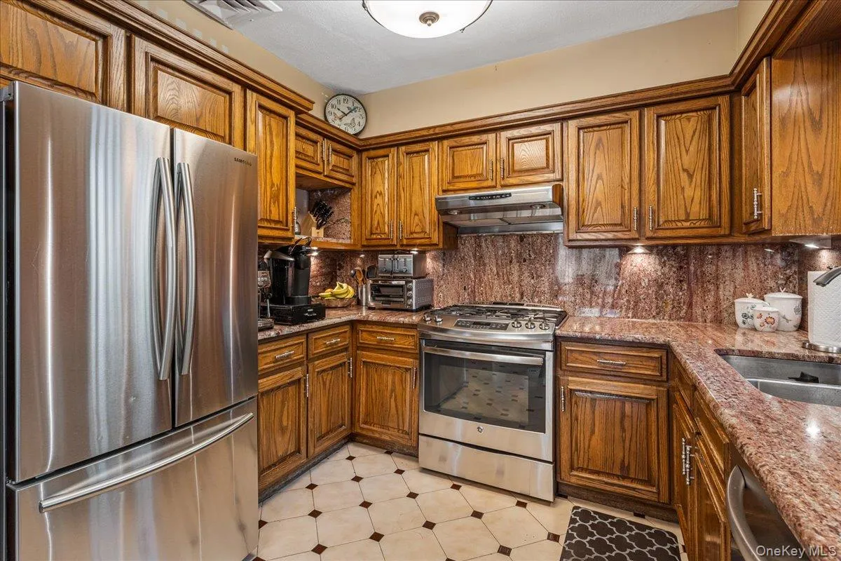 1485 166th Street, New York, NY, 3 Bedrooms Bedrooms, 7 Rooms Rooms,3 BathroomsBathrooms,Residential,For Rent,166th,0,993877 1485 166th Street, New York, NY, 3 Bedrooms Bedrooms, 7 Rooms Rooms,3 BathroomsBathrooms,Residential,For Rent,166th,0,993877