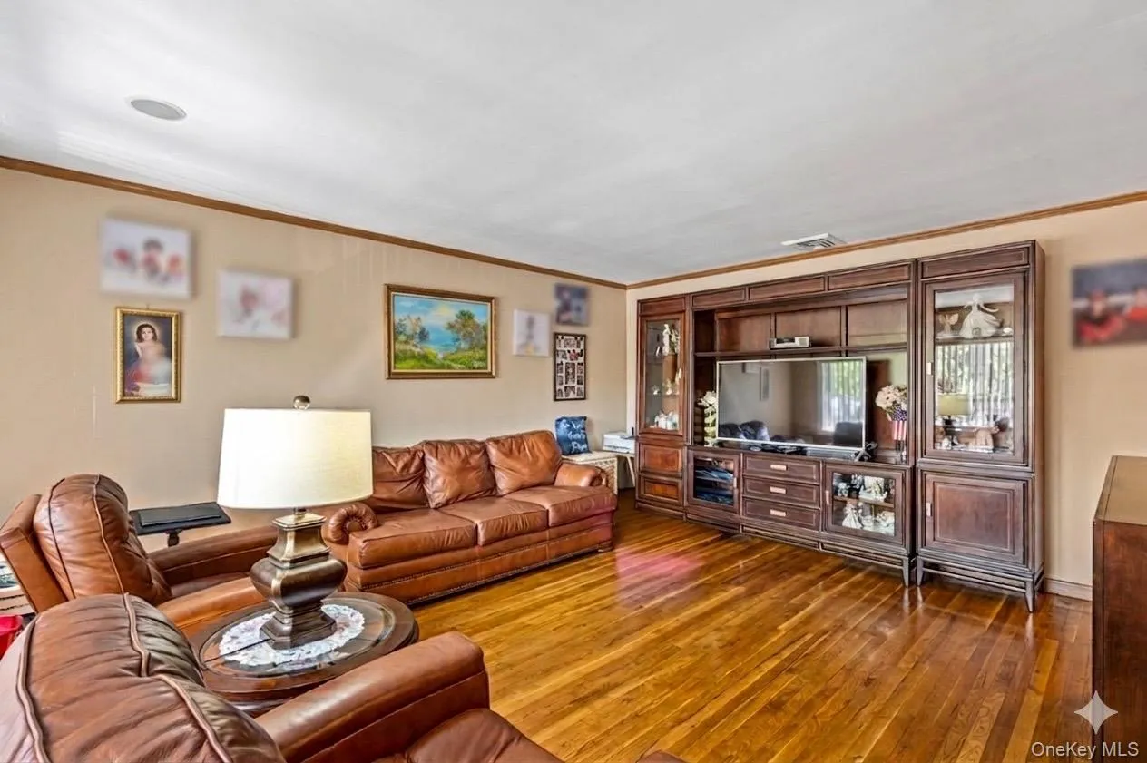 1485 166th Street, New York, NY, 3 Bedrooms Bedrooms, 7 Rooms Rooms,3 BathroomsBathrooms,Residential,For Rent,166th,0,993877 1485 166th Street, New York, NY, 3 Bedrooms Bedrooms, 7 Rooms Rooms,3 BathroomsBathrooms,Residential,For Rent,166th,0,993877