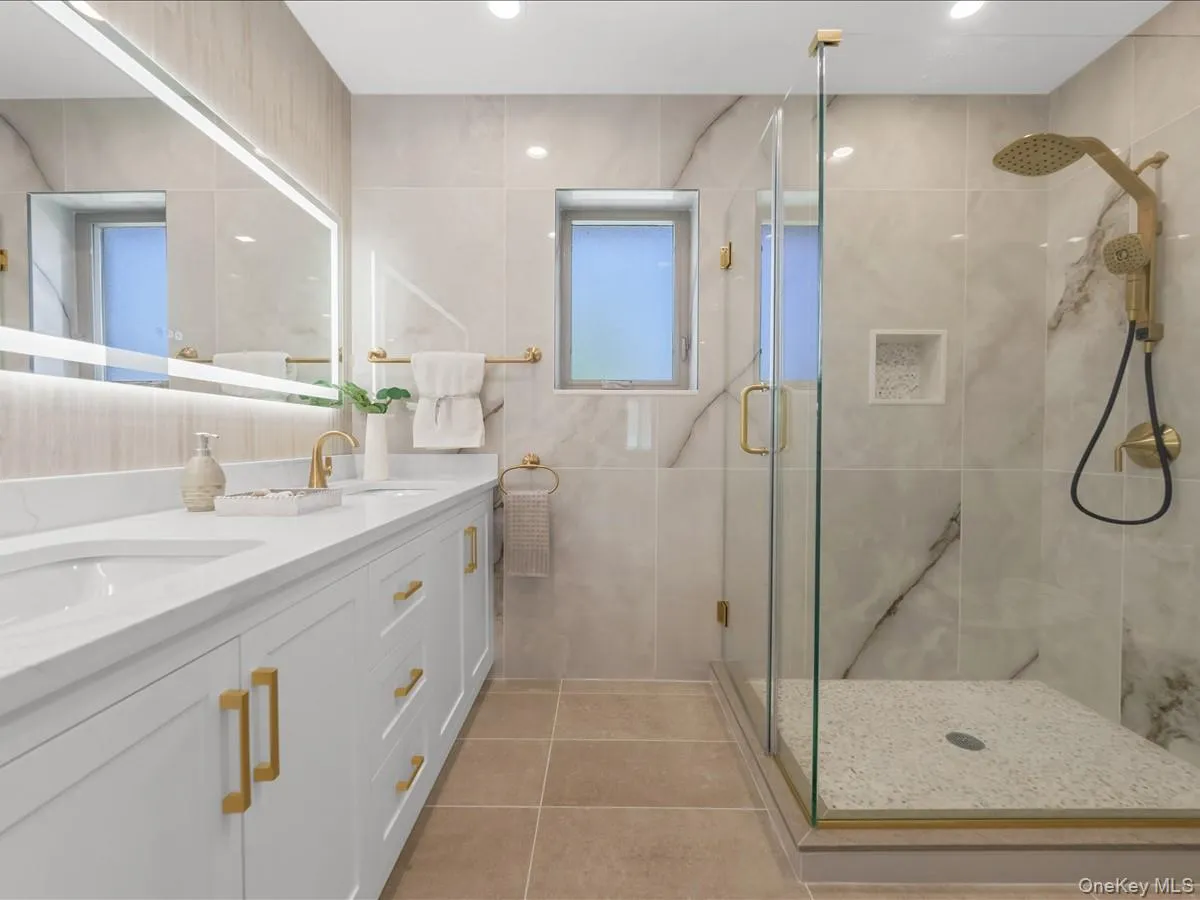 3802 211th Street, New York, NY, 4 Bedrooms Bedrooms, 10 Rooms Rooms,4 BathroomsBathrooms,Residential,For Rent,211th,0,993883 3802 211th Street, New York, NY, 4 Bedrooms Bedrooms, 10 Rooms Rooms,4 BathroomsBathrooms,Residential,For Rent,211th,0,993883