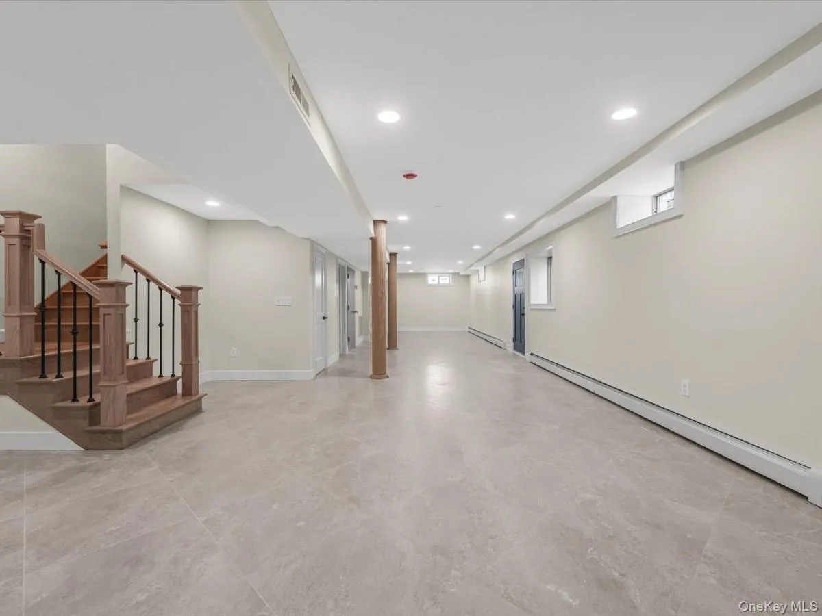 3802 211th Street, New York, NY, 4 Bedrooms Bedrooms, 10 Rooms Rooms,4 BathroomsBathrooms,Residential,For Rent,211th,0,993883 3802 211th Street, New York, NY, 4 Bedrooms Bedrooms, 10 Rooms Rooms,4 BathroomsBathrooms,Residential,For Rent,211th,0,993883