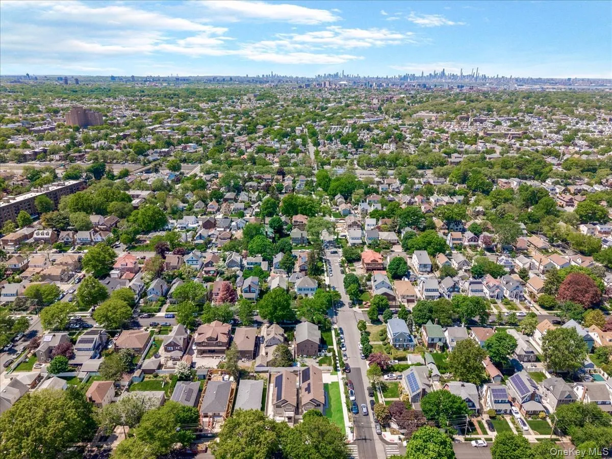 3802 211th Street, New York, NY, 4 Bedrooms Bedrooms, 10 Rooms Rooms,4 BathroomsBathrooms,Residential,For Rent,211th,0,993883 3802 211th Street, New York, NY, 4 Bedrooms Bedrooms, 10 Rooms Rooms,4 BathroomsBathrooms,Residential,For Rent,211th,0,993883