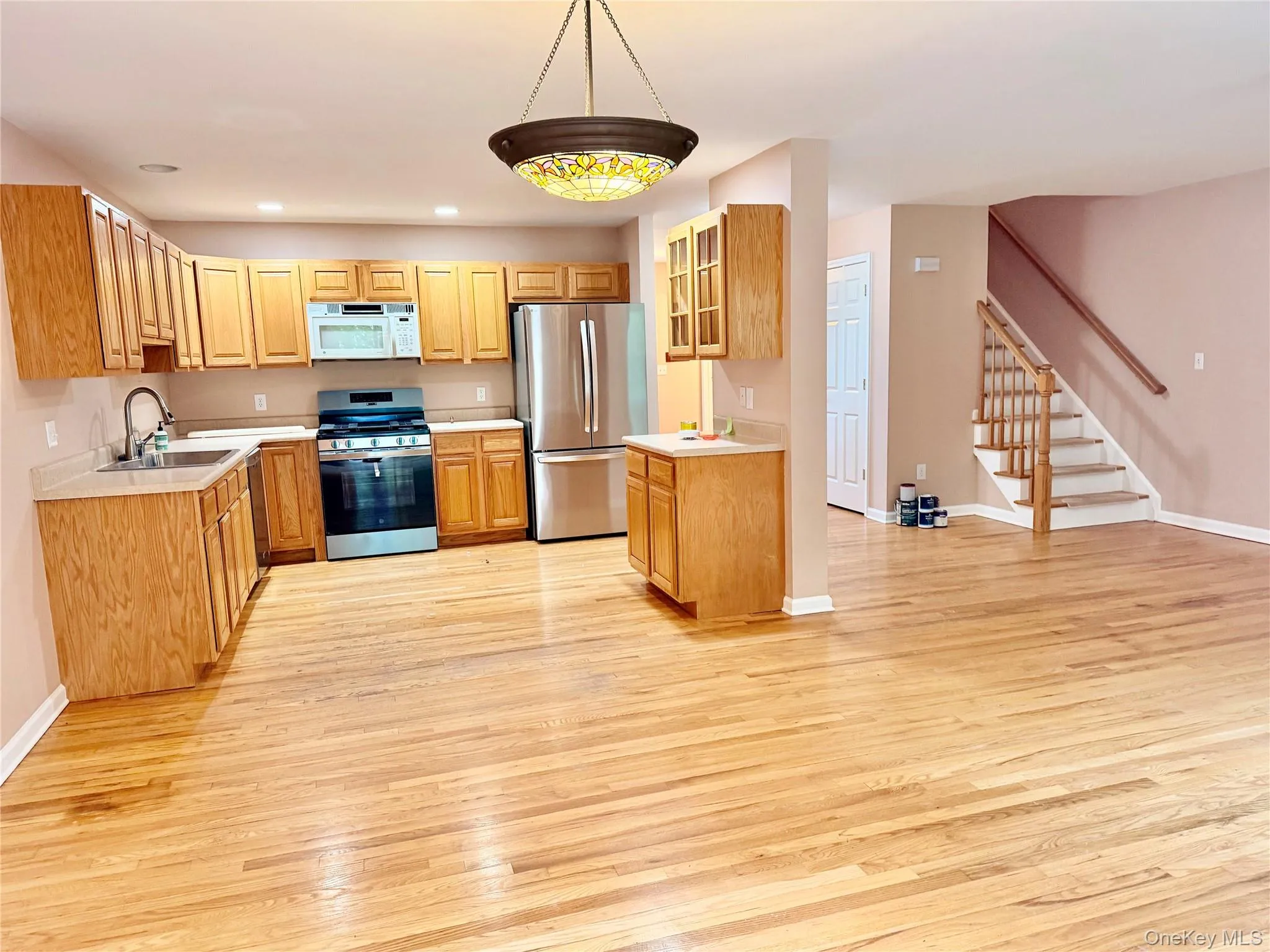 195 Pinebrook Drive, Hyde Park, NY, 2 Bedrooms Bedrooms, 5 Rooms Rooms,2 BathroomsBathrooms,Residential Lease,For Rent,Pinebrook,0,993899 195 Pinebrook Drive, Hyde Park, NY, 2 Bedrooms Bedrooms, 5 Rooms Rooms,2 BathroomsBathrooms,Residential Lease,For Rent,Pinebrook,0,993899