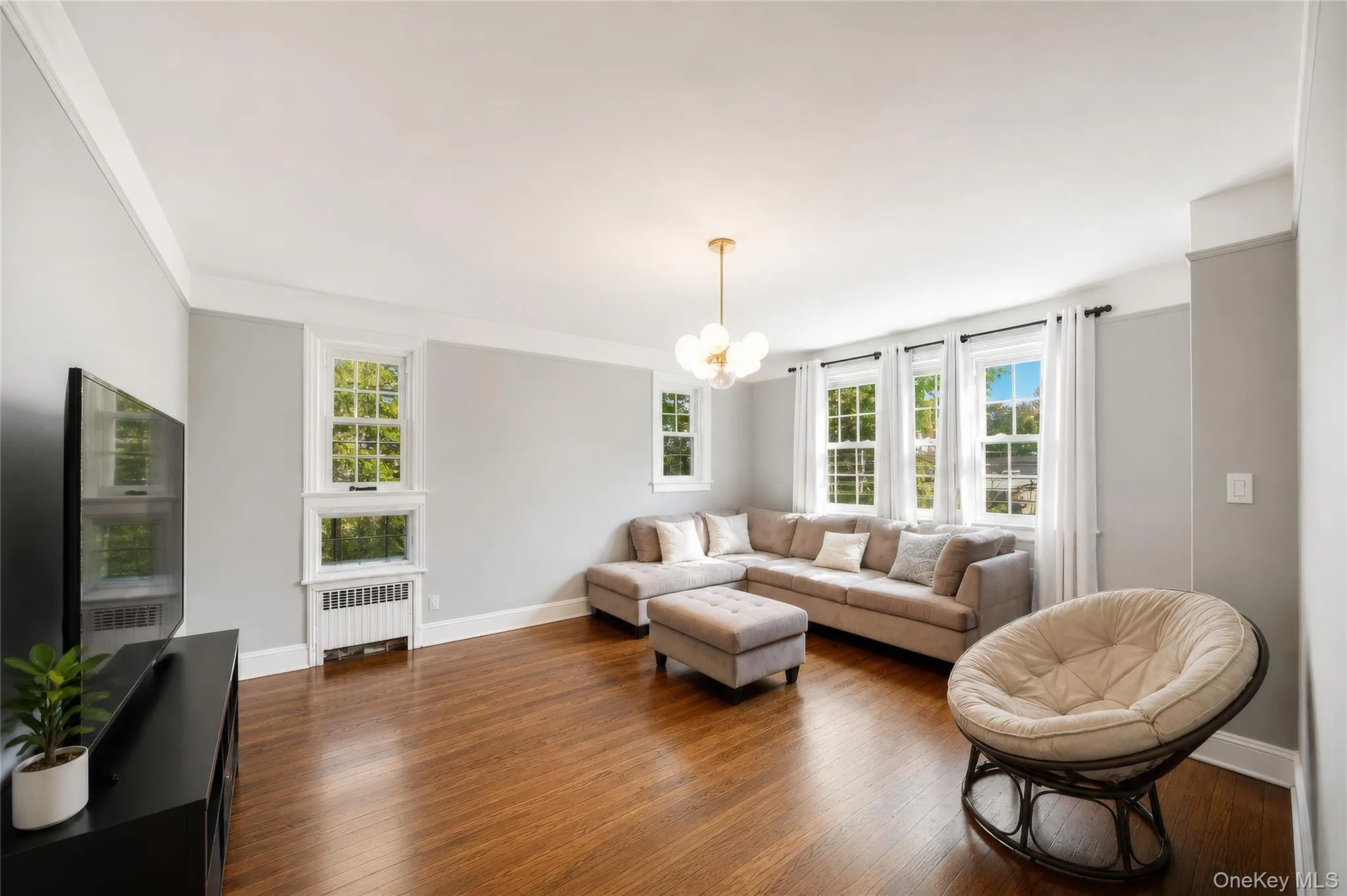 Inviting, bright, open, and spacious living room. Inviting, bright, open, and spacious living room.