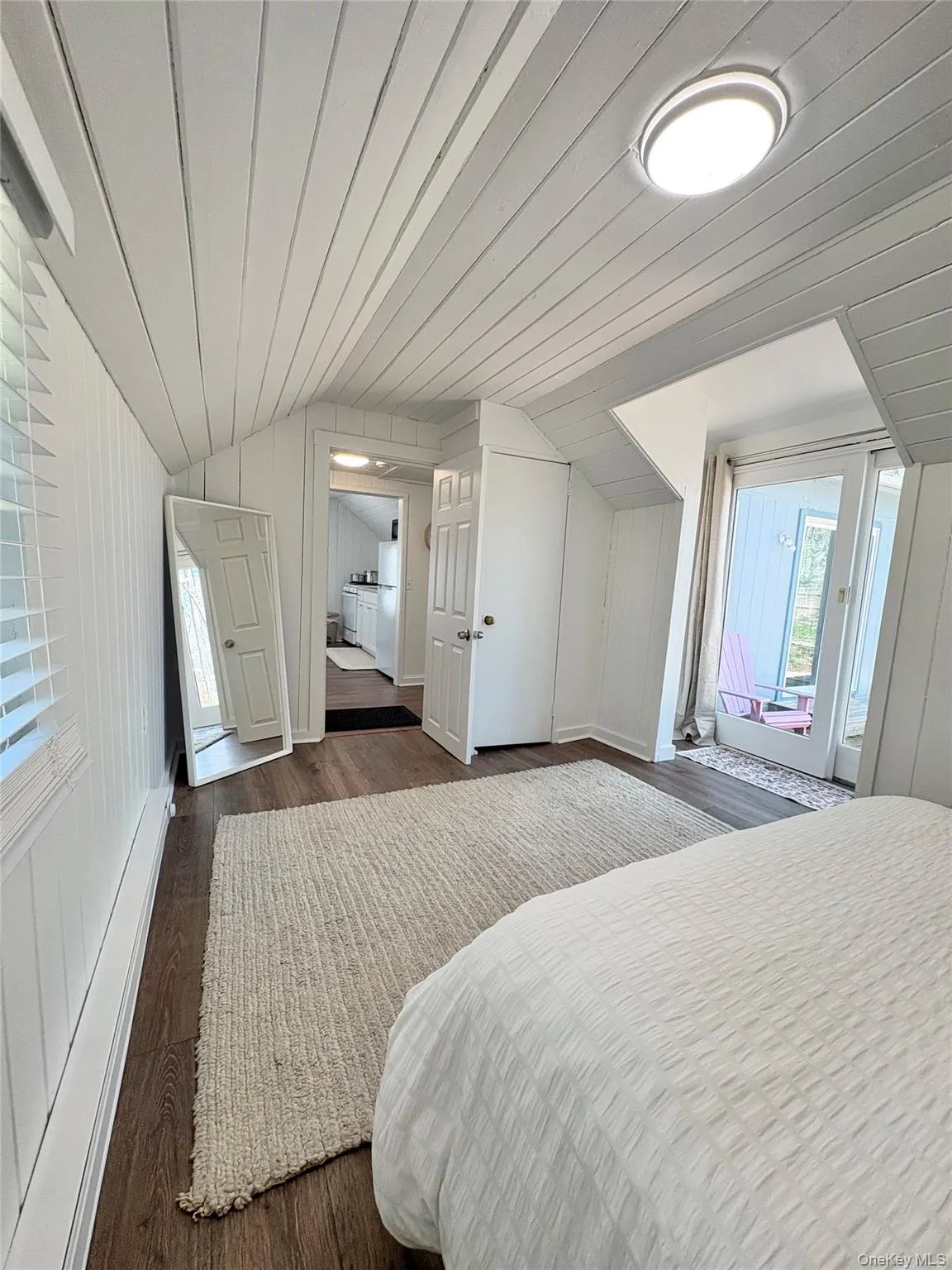 134B Montauk Highway, Southampton, NY, 1 Bedroom Bedrooms, 3 Rooms Rooms,1 BathroomBathrooms,Residential Lease,For Rent,Montauk,0,993910 134B Montauk Highway, Southampton, NY, 1 Bedroom Bedrooms, 3 Rooms Rooms,1 BathroomBathrooms,Residential Lease,For Rent,Montauk,0,993910