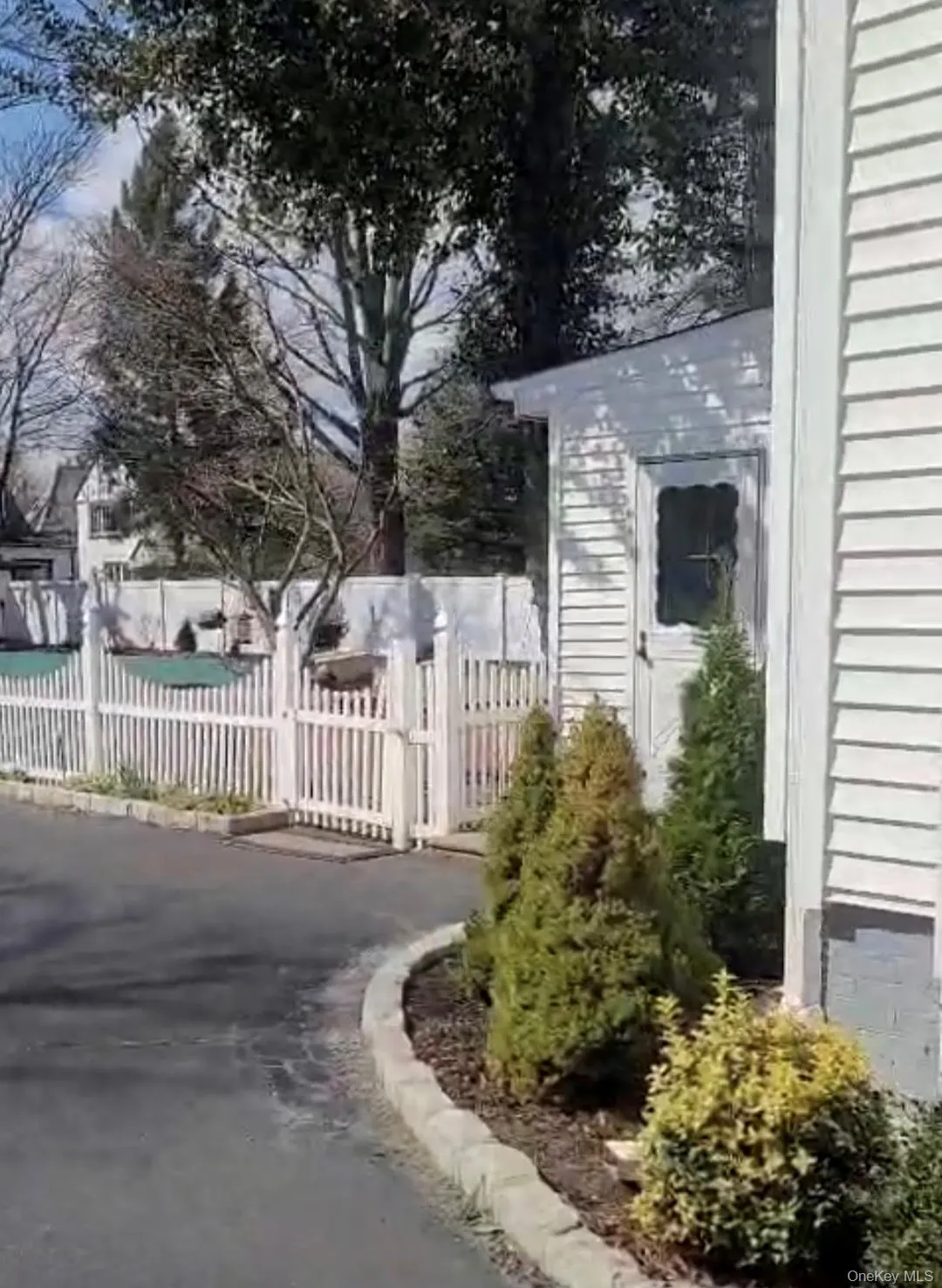 129 Hilton Avenue, Hempstead, NY, 7 Bedrooms Bedrooms, 12 Rooms Rooms,4 BathroomsBathrooms,Residential Sale,For Rent,Hilton,0,993913 129 Hilton Avenue, Hempstead, NY, 7 Bedrooms Bedrooms, 12 Rooms Rooms,4 BathroomsBathrooms,Residential Sale,For Rent,Hilton,0,993913