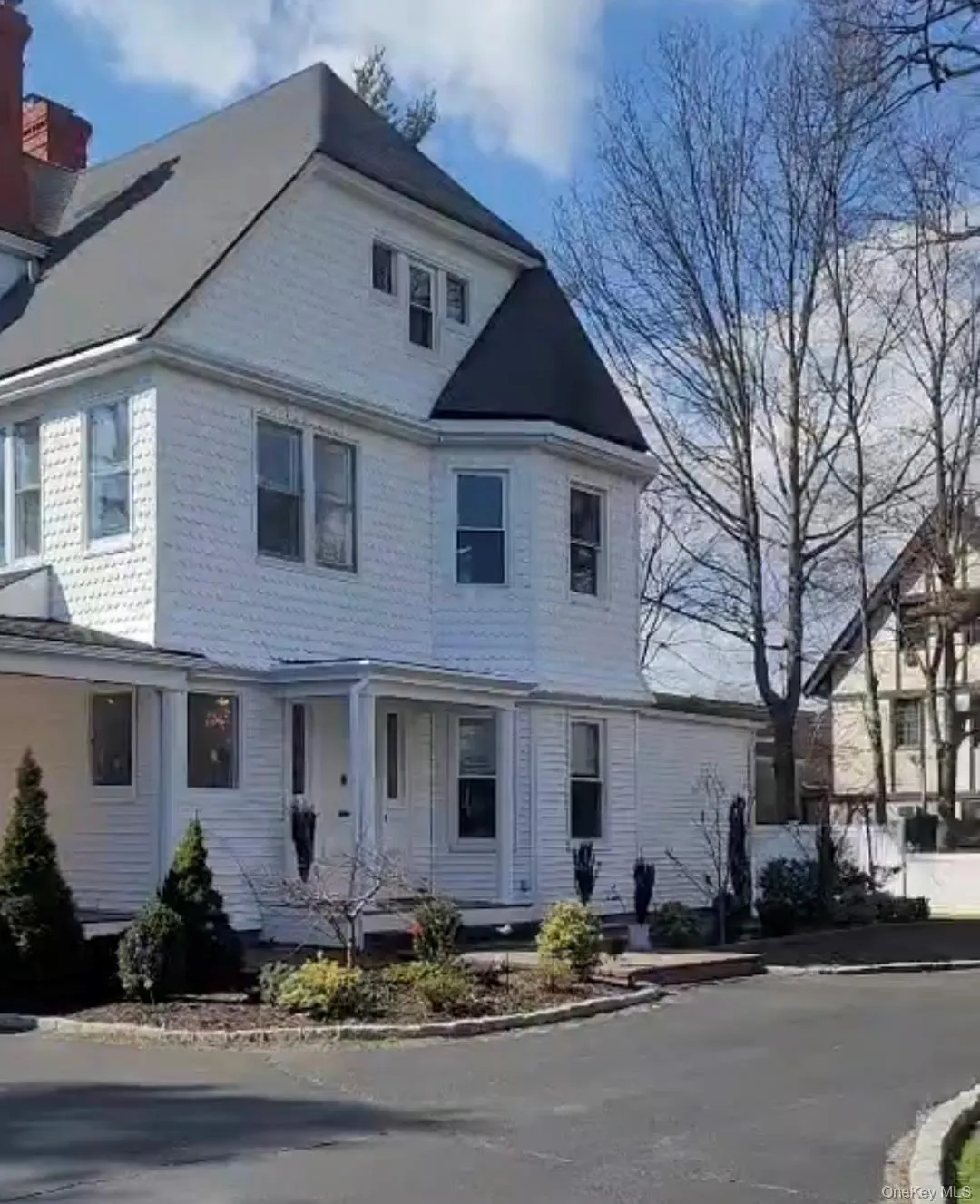 129 Hilton Avenue, Hempstead, NY, 7 Bedrooms Bedrooms, 12 Rooms Rooms,4 BathroomsBathrooms,Residential Sale,For Rent,Hilton,0,993913 129 Hilton Avenue, Hempstead, NY, 7 Bedrooms Bedrooms, 12 Rooms Rooms,4 BathroomsBathrooms,Residential Sale,For Rent,Hilton,0,993913