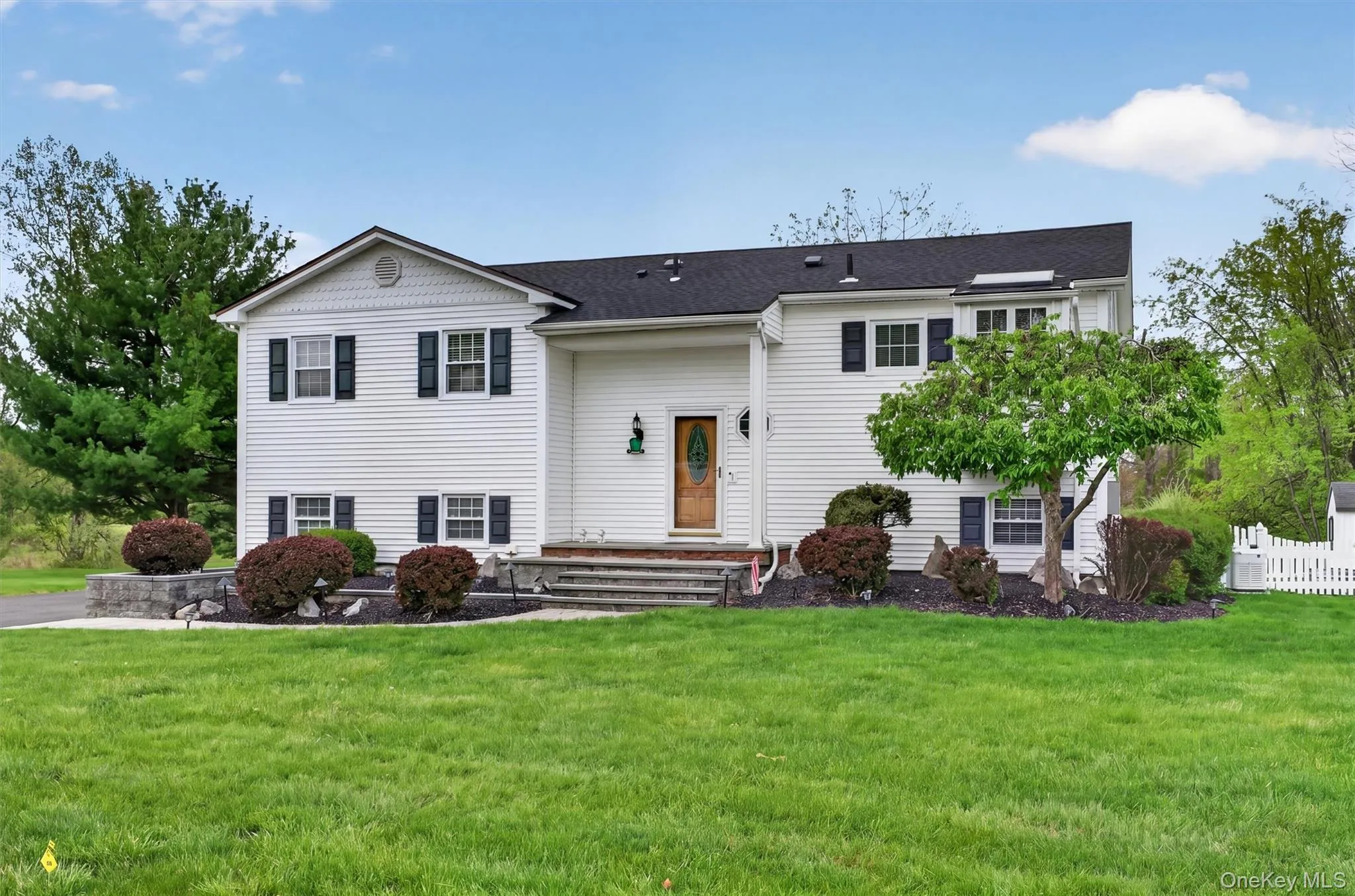 9 Pilgrim Lane, Blooming Grove, NY, 4 Bedrooms Bedrooms, 9 Rooms Rooms,2 BathroomsBathrooms,Residential,For Rent,Pilgrim,0,993916 9 Pilgrim Lane, Blooming Grove, NY, 4 Bedrooms Bedrooms, 9 Rooms Rooms,2 BathroomsBathrooms,Residential,For Rent,Pilgrim,0,993916