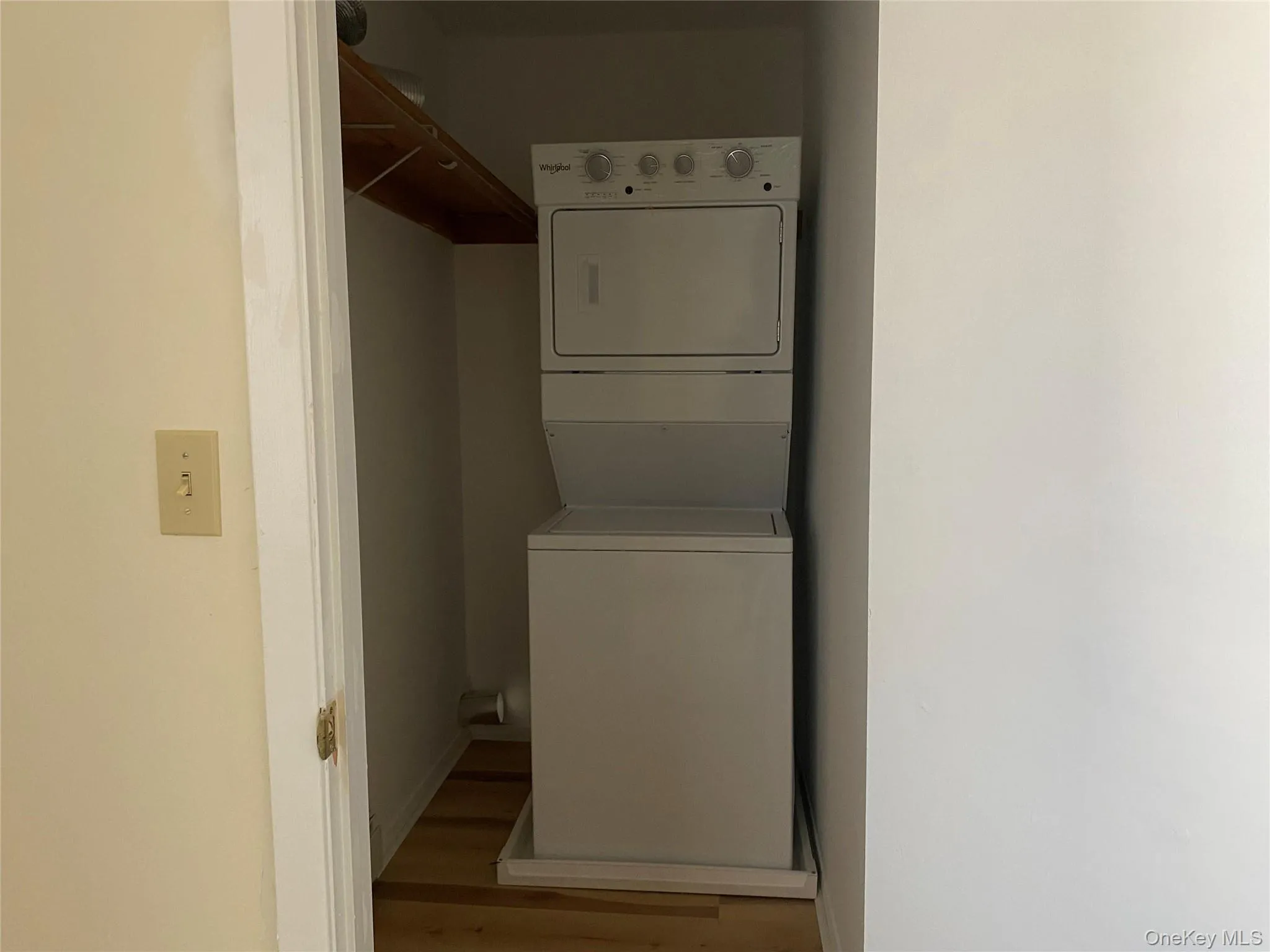 11 Claire Court, Babylon, NY, 3 Bedrooms Bedrooms, 8 Rooms Rooms,2 BathroomsBathrooms,Residential Lease,For Rent,Claire,0,993919 11 Claire Court, Babylon, NY, 3 Bedrooms Bedrooms, 8 Rooms Rooms,2 BathroomsBathrooms,Residential Lease,For Rent,Claire,0,993919