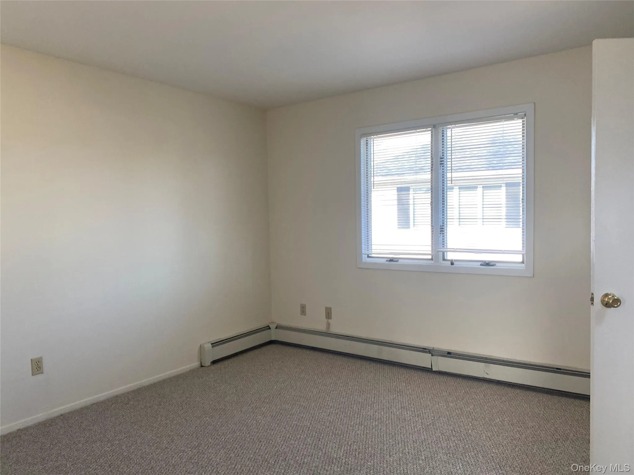 11 Claire Court, Babylon, NY, 3 Bedrooms Bedrooms, 8 Rooms Rooms,2 BathroomsBathrooms,Residential Lease,For Rent,Claire,0,993919 11 Claire Court, Babylon, NY, 3 Bedrooms Bedrooms, 8 Rooms Rooms,2 BathroomsBathrooms,Residential Lease,For Rent,Claire,0,993919