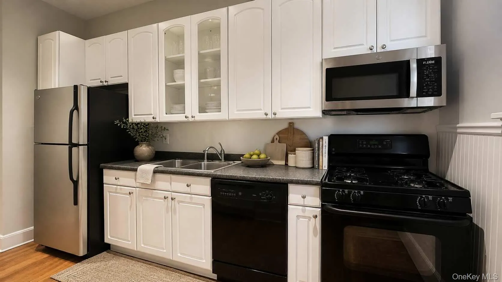 14 Karen Court, Oyster Bay, NY, 1 Bedroom Bedrooms, 5 Rooms Rooms,1 BathroomBathrooms,Residential Lease,For Rent,Karen,0,993928 14 Karen Court, Oyster Bay, NY, 1 Bedroom Bedrooms, 5 Rooms Rooms,1 BathroomBathrooms,Residential Lease,For Rent,Karen,0,993928