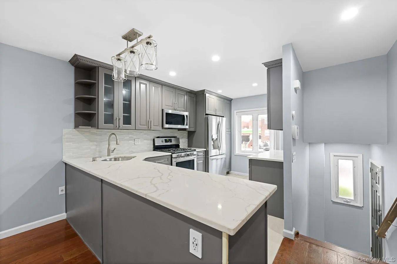 6916 Eliot Avenue, New York, NY, 3 Bedrooms Bedrooms, 8 Rooms Rooms,1 BathroomBathrooms,Residential Lease,For Rent,Eliot,0,993932 6916 Eliot Avenue, New York, NY, 3 Bedrooms Bedrooms, 8 Rooms Rooms,1 BathroomBathrooms,Residential Lease,For Rent,Eliot,0,993932