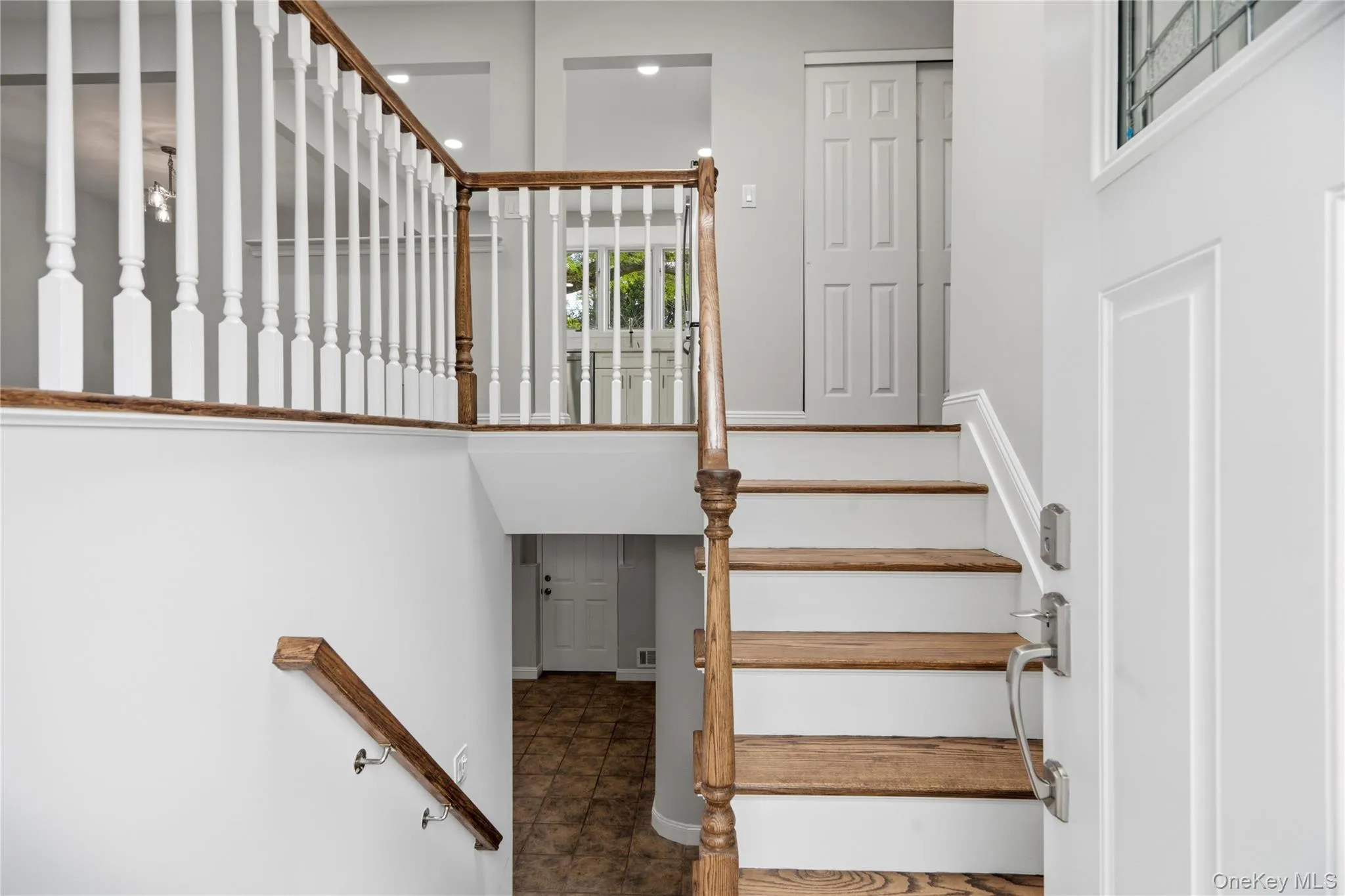 Entry way to First and Second Floor Entry way to First and Second Floor